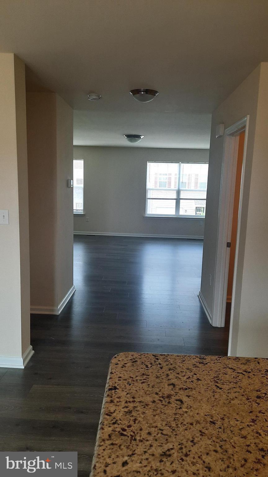 ADMIRALS QUAY - Residential Lease