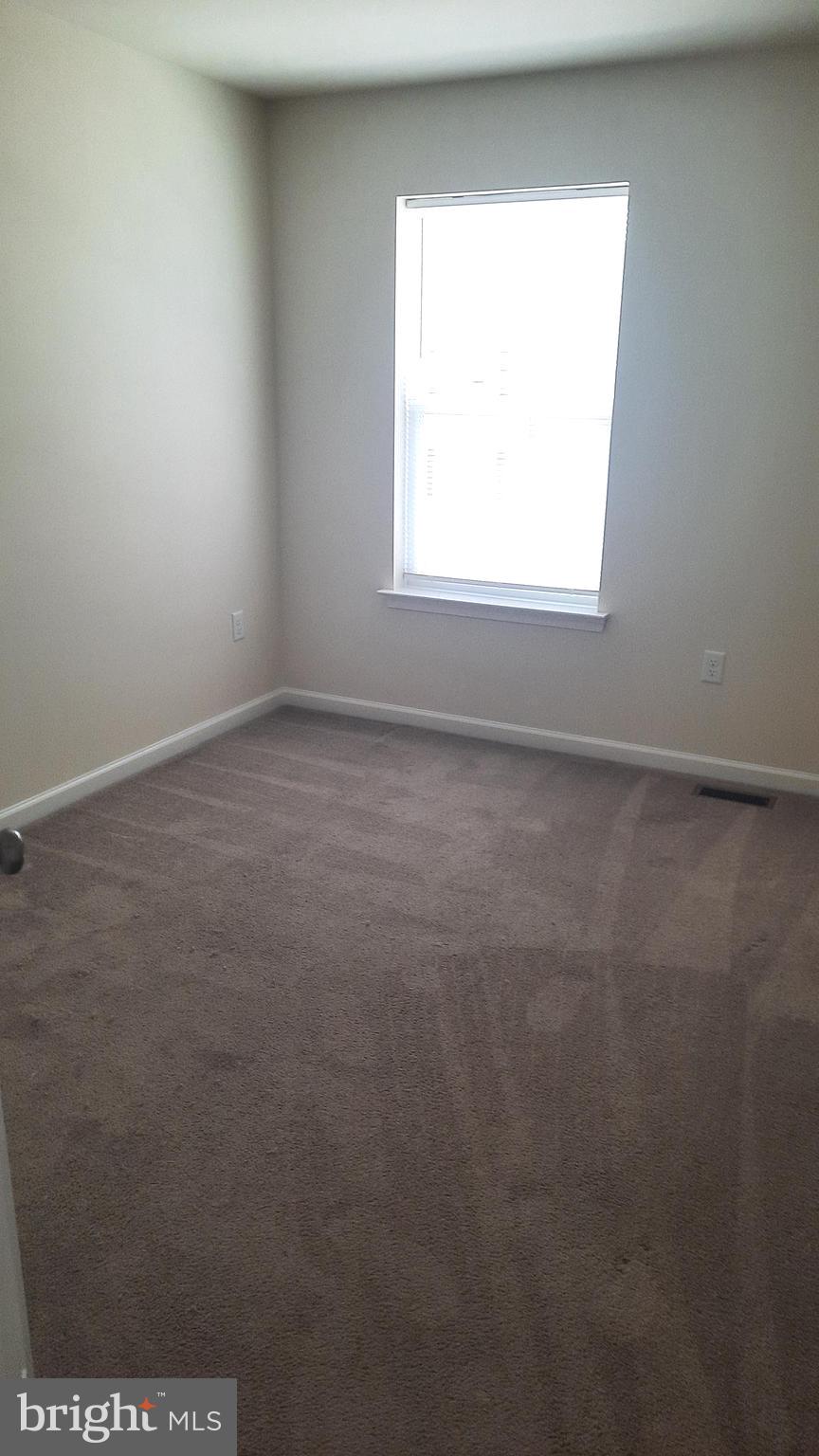 ADMIRALS QUAY - Residential Lease