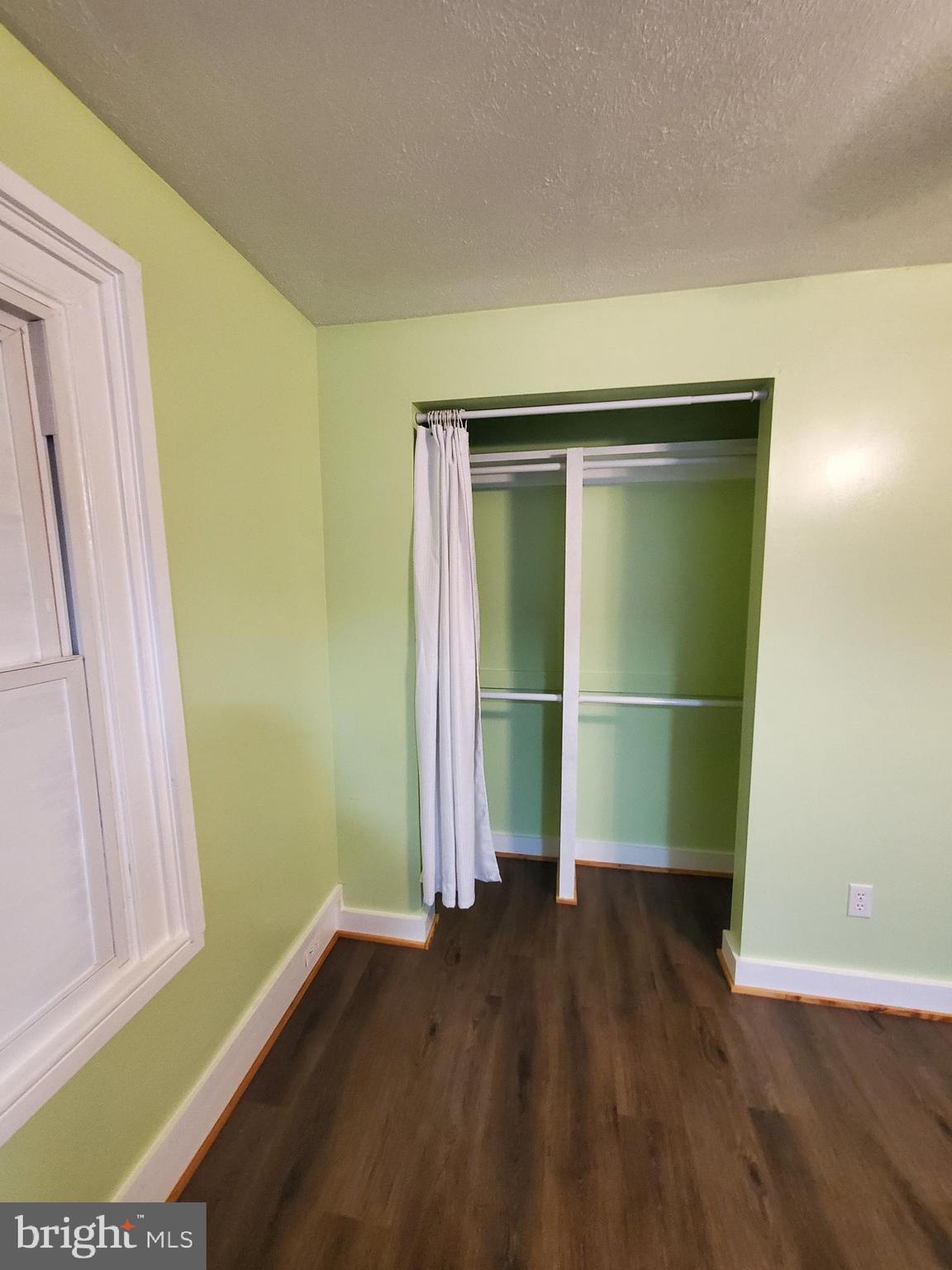 METES & BOUNDS - Residential Lease