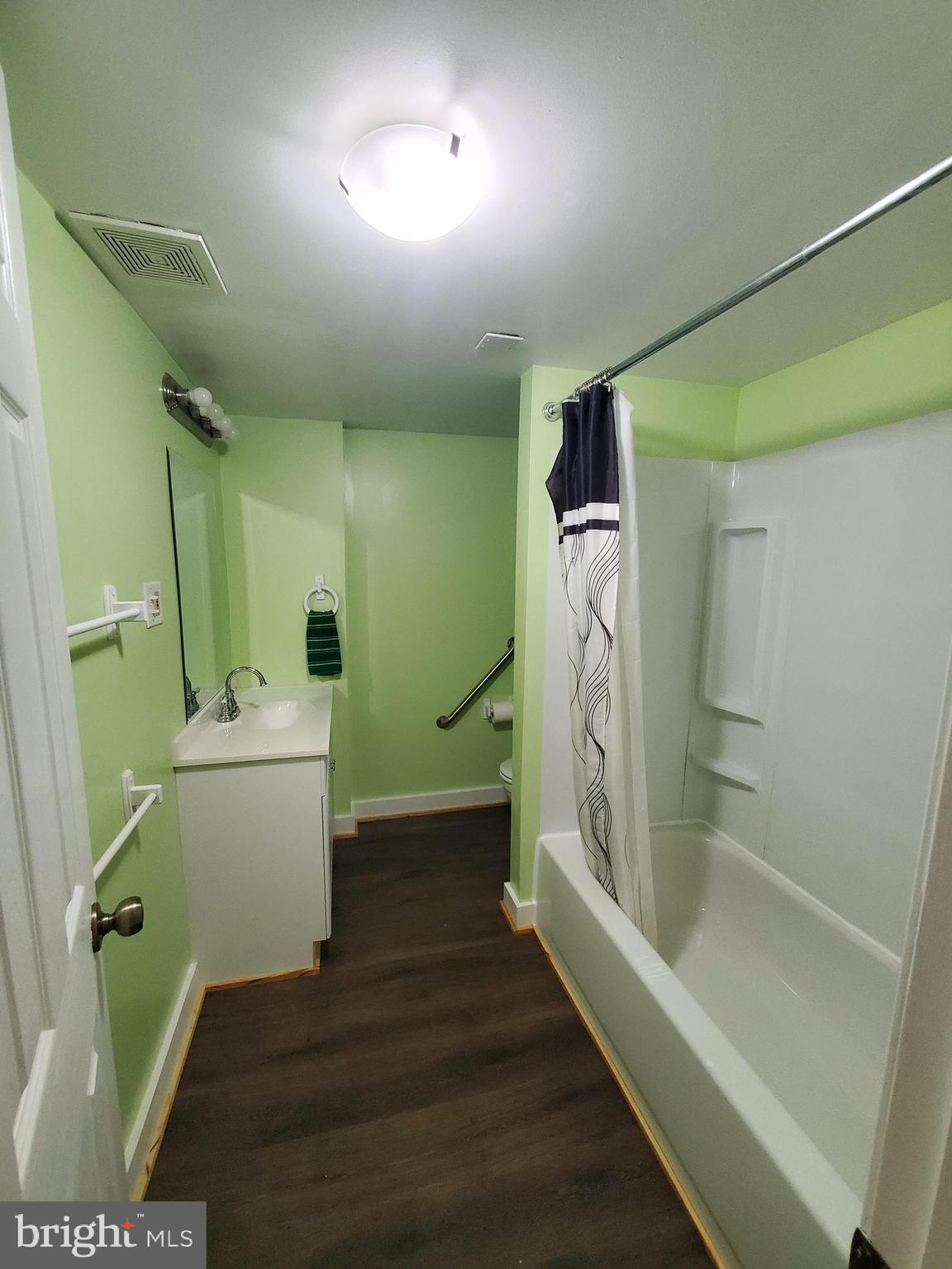 METES & BOUNDS - Residential Lease