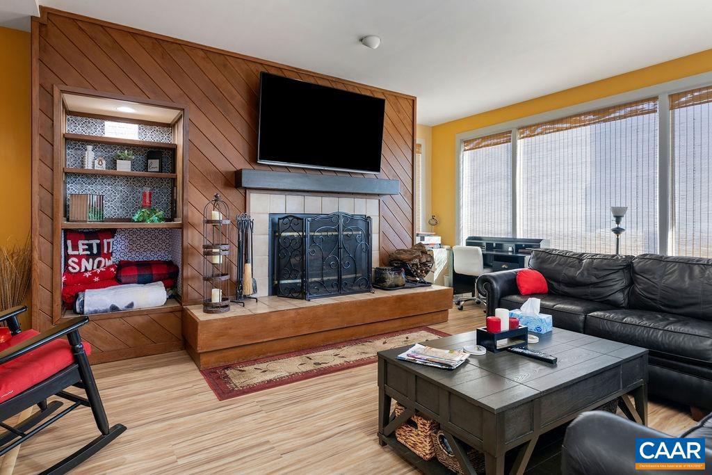 1707 HIGH RIDGE CONDOS