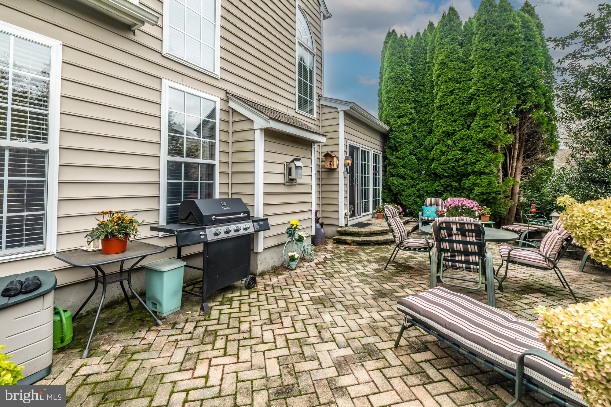 TRADITIONS AT LONG - Residential