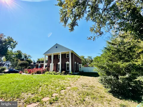 7428 Mason Lane, Falls Church, VA MLS: VAFX2289070