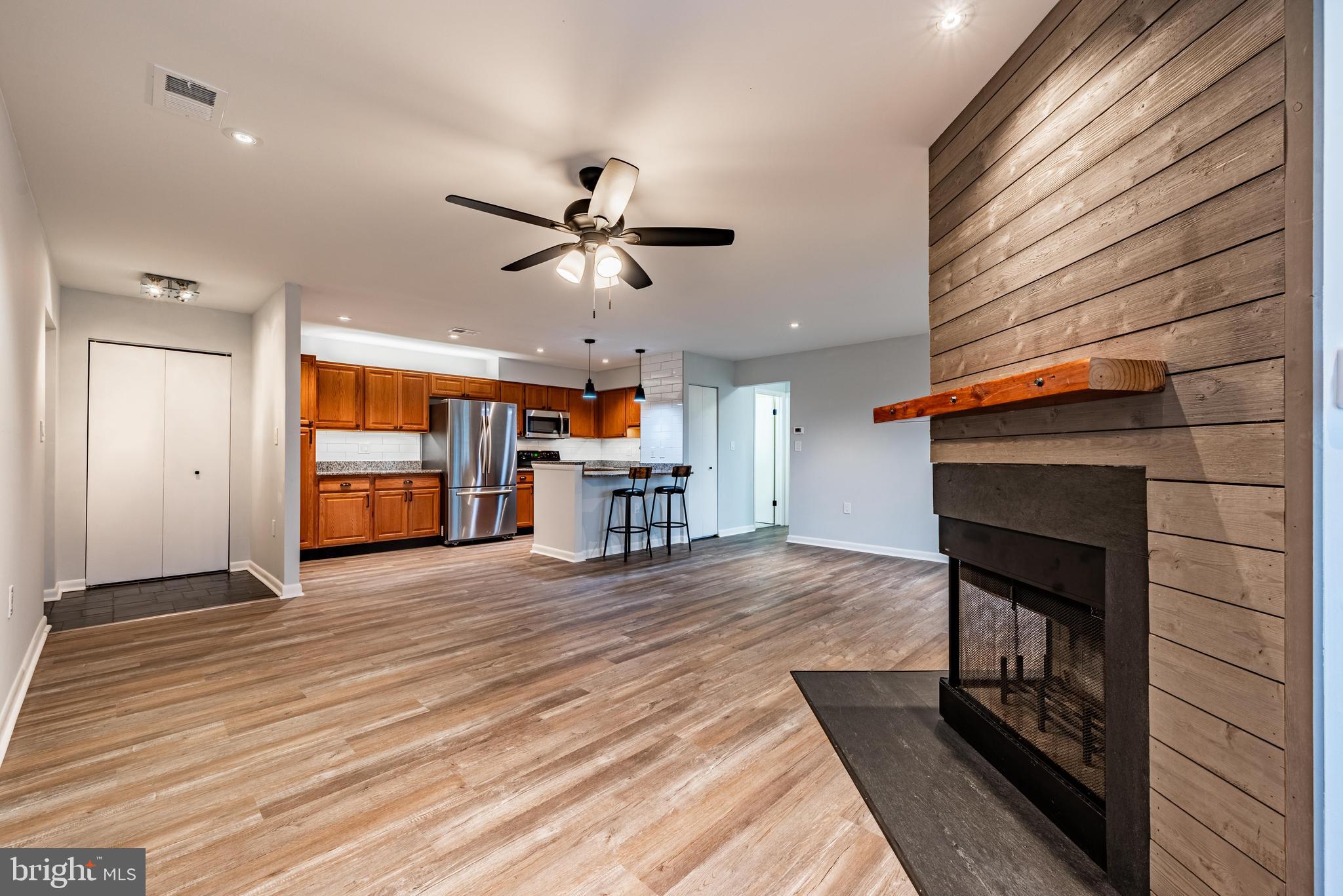 2215 LOWELLS GLEN ROAD J