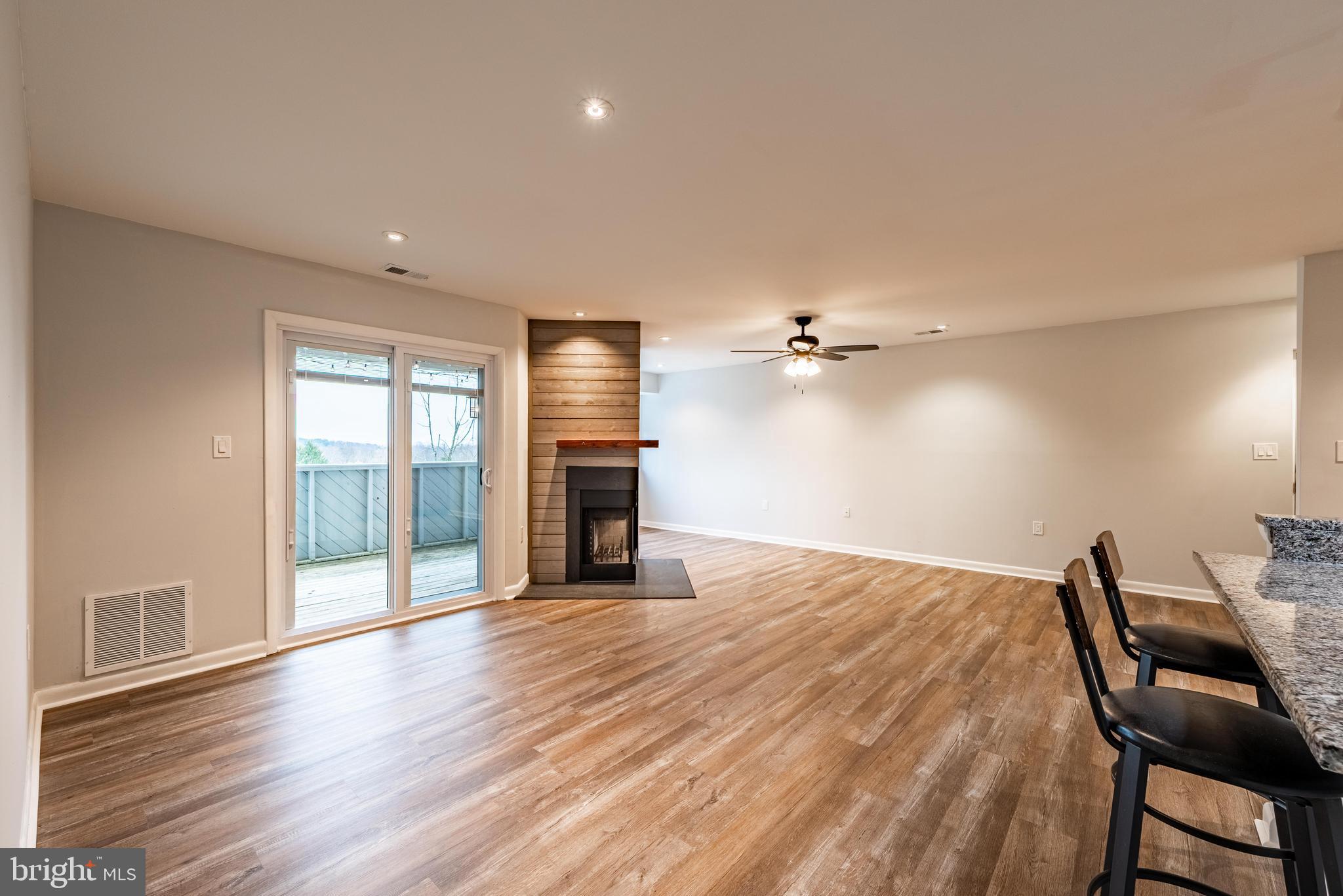 SATYR GREEN - Residential