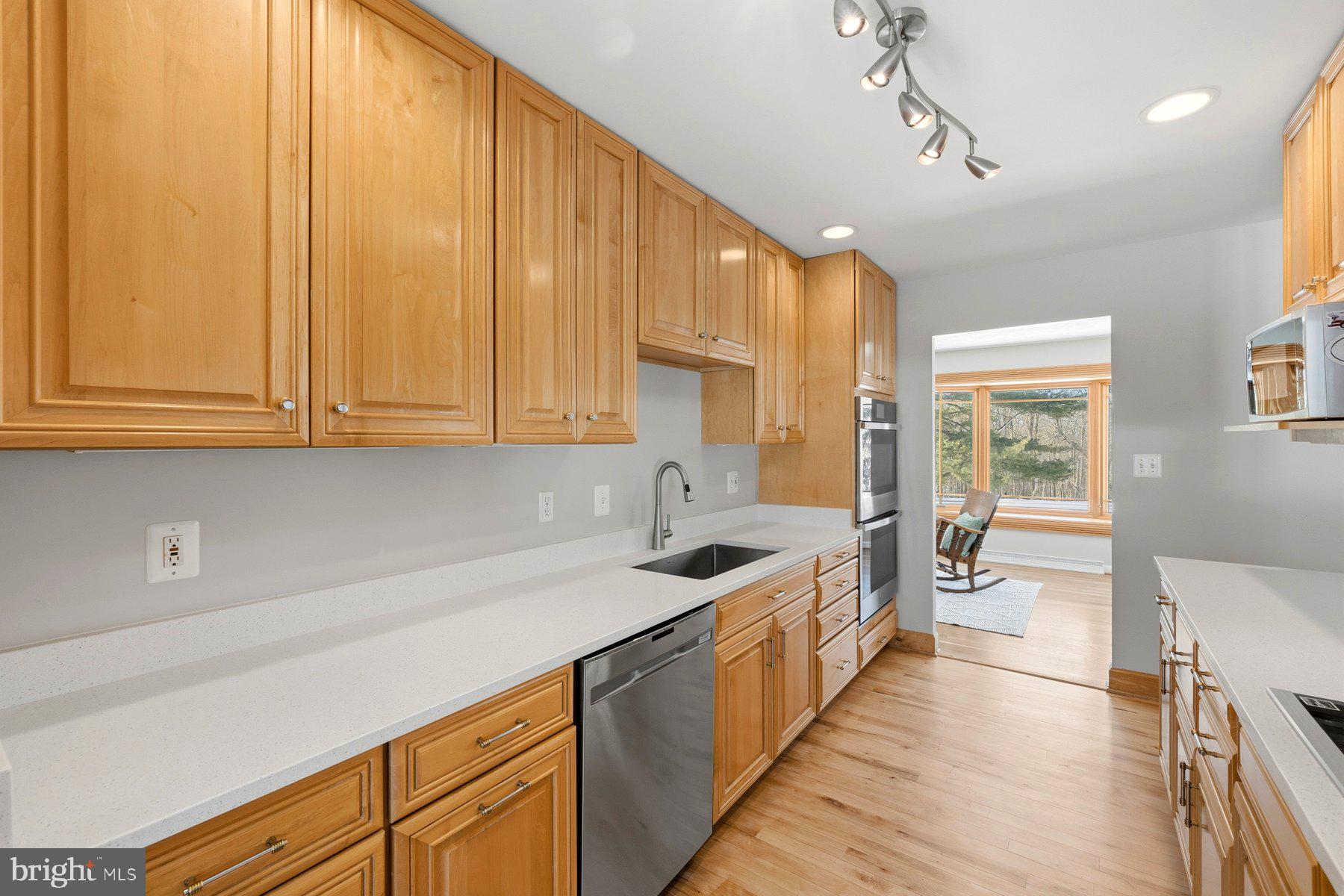 DARNESTOWN OUTSIDE - Residential