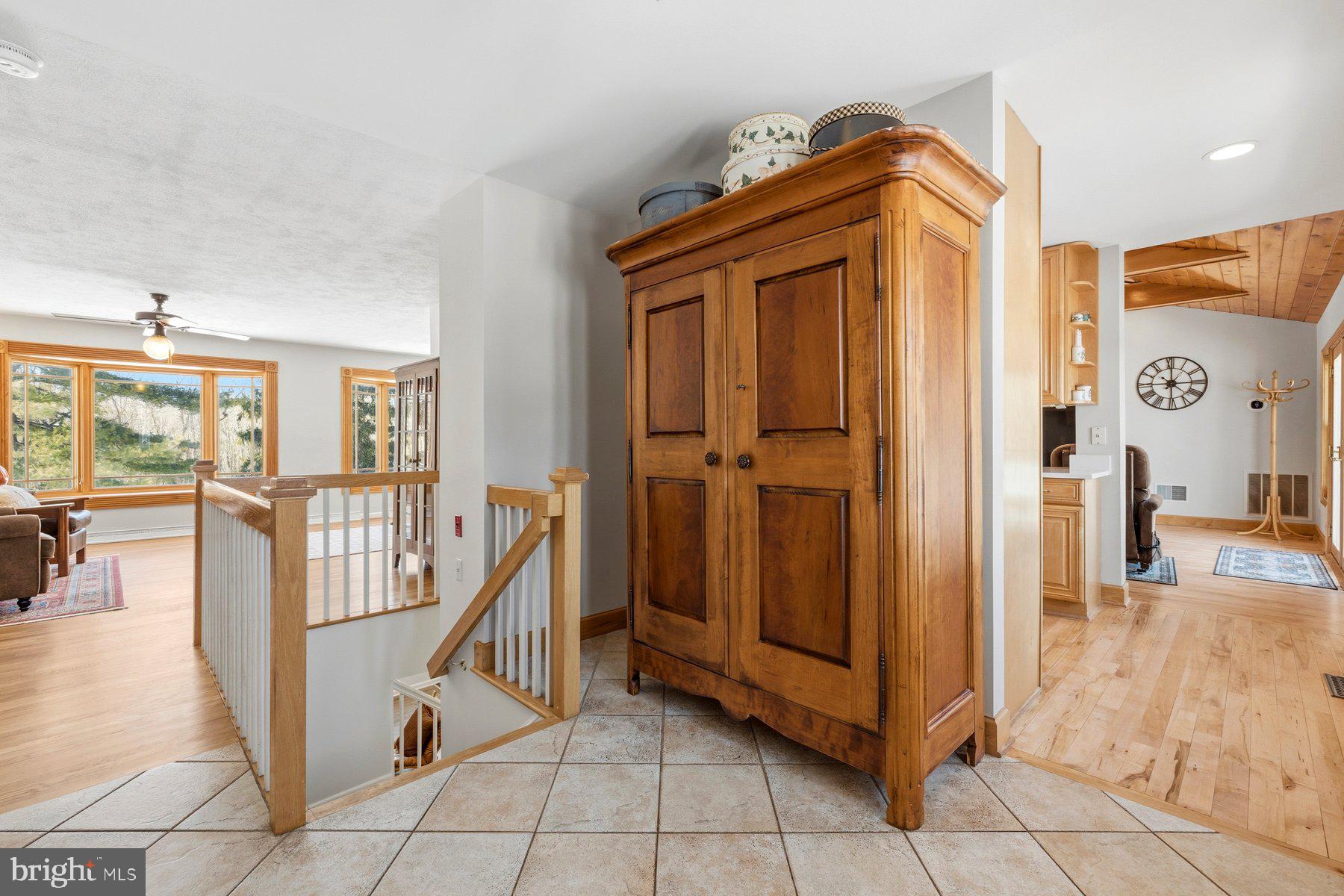 DARNESTOWN OUTSIDE - Residential