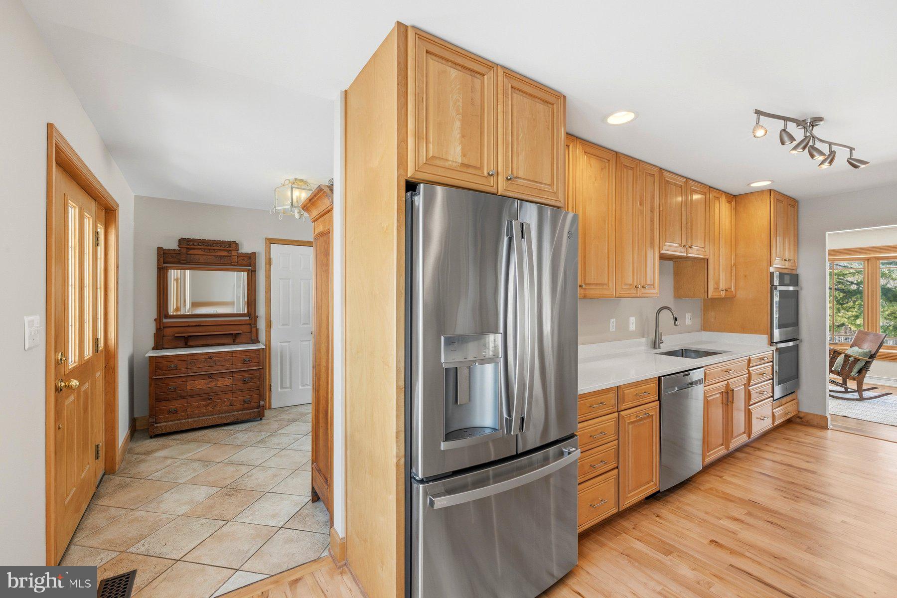 DARNESTOWN OUTSIDE - Residential