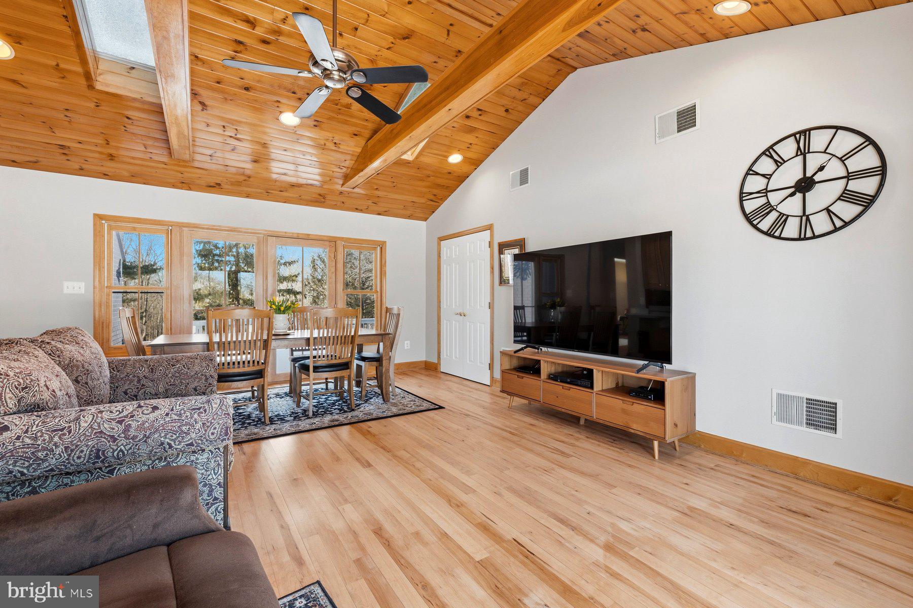 DARNESTOWN OUTSIDE - Residential