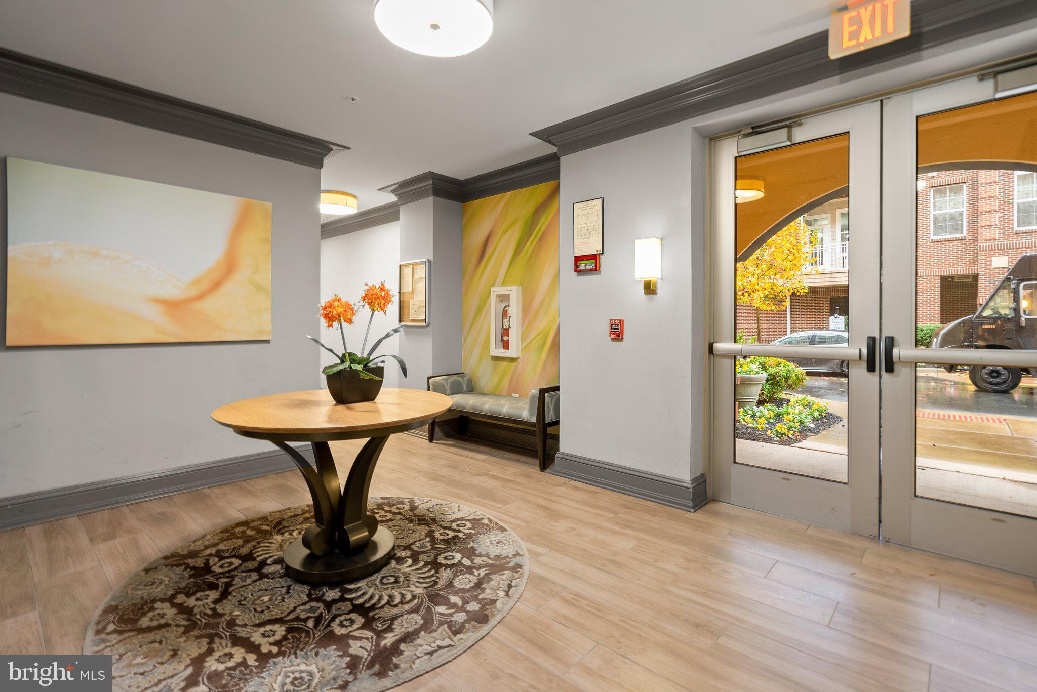 DISCOVERY SQUARE - Residential Lease