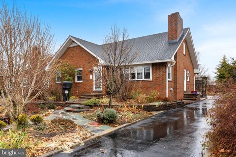 55 E EVESHAM ROAD RUNNEMEDE NJ 08078