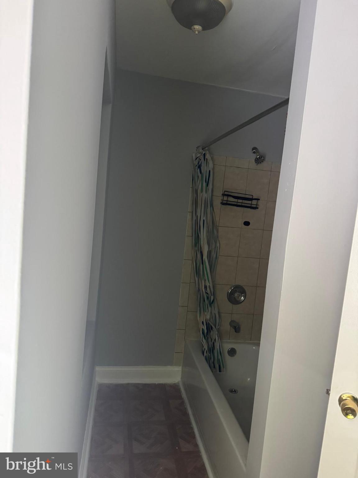 MIDDLE EAST - Residential