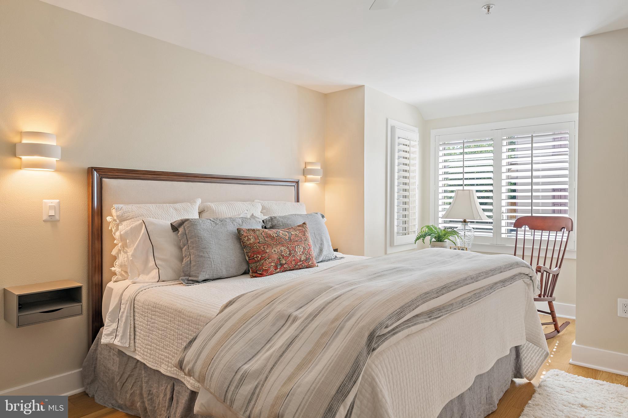 CHESAPEAKE HARBOUR - Residential