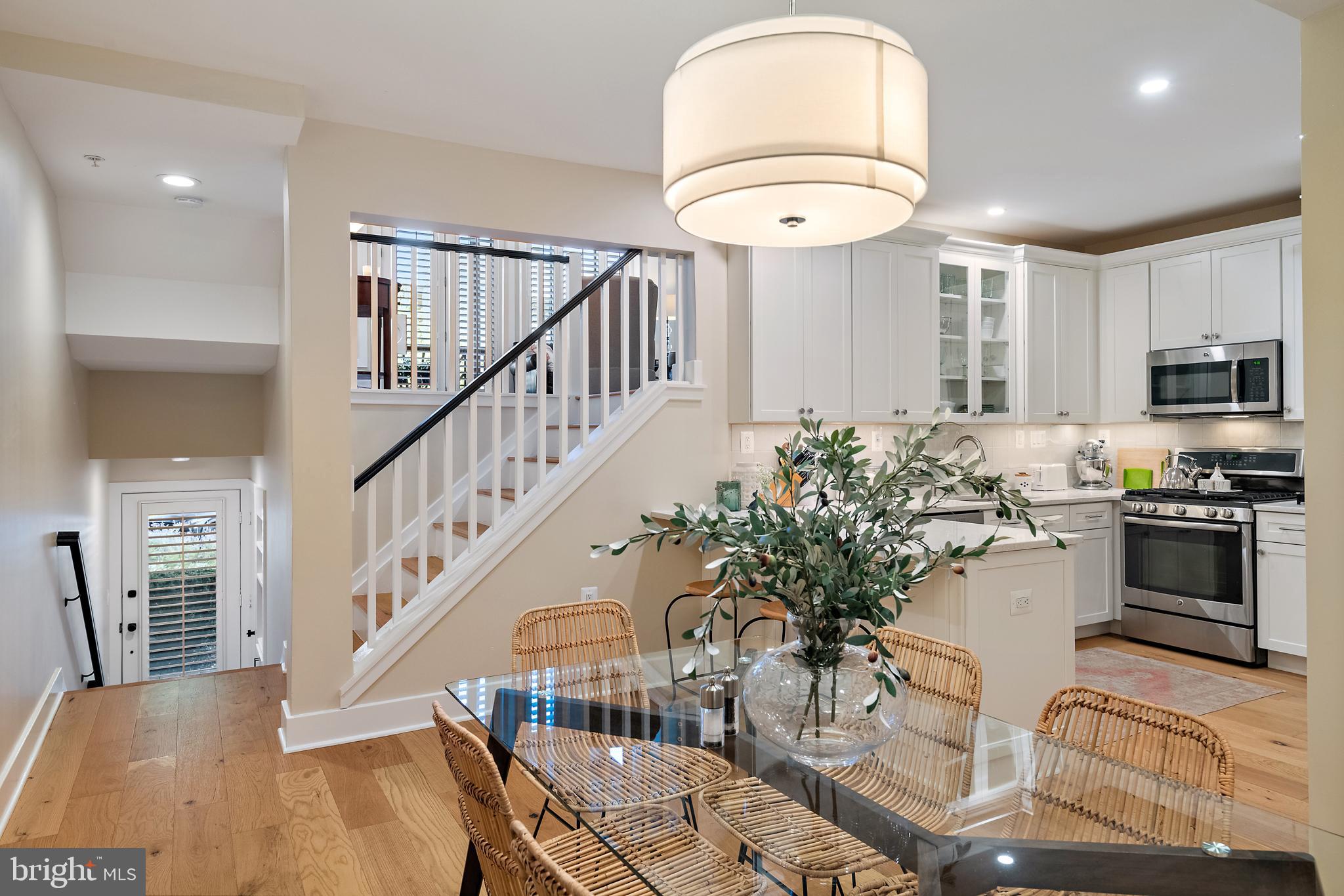 CHESAPEAKE HARBOUR - Residential
