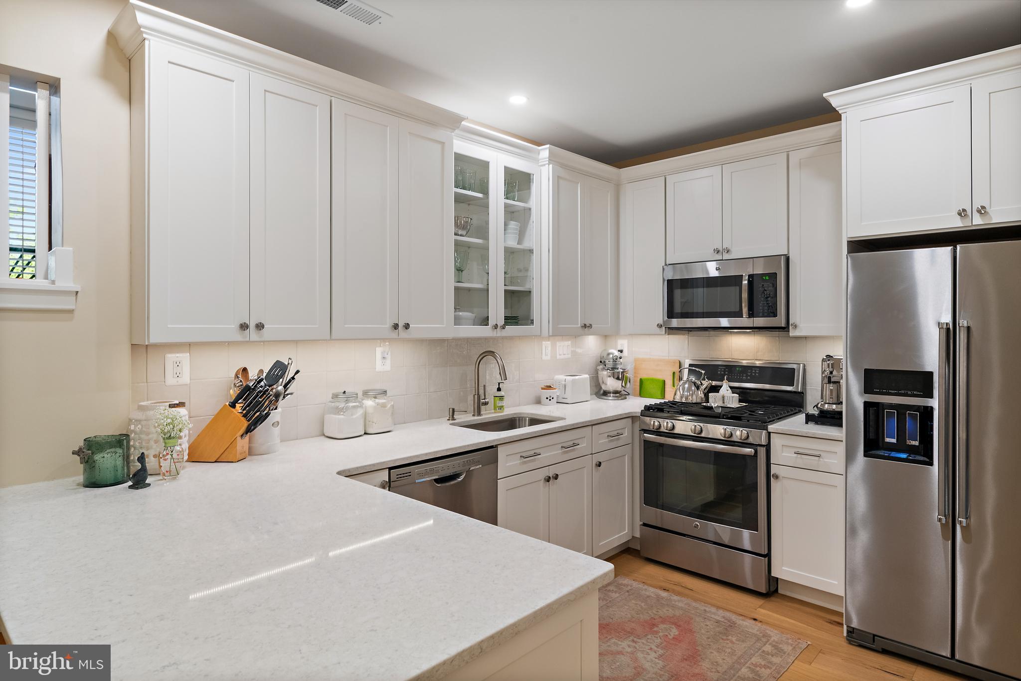 CHESAPEAKE HARBOUR - Residential