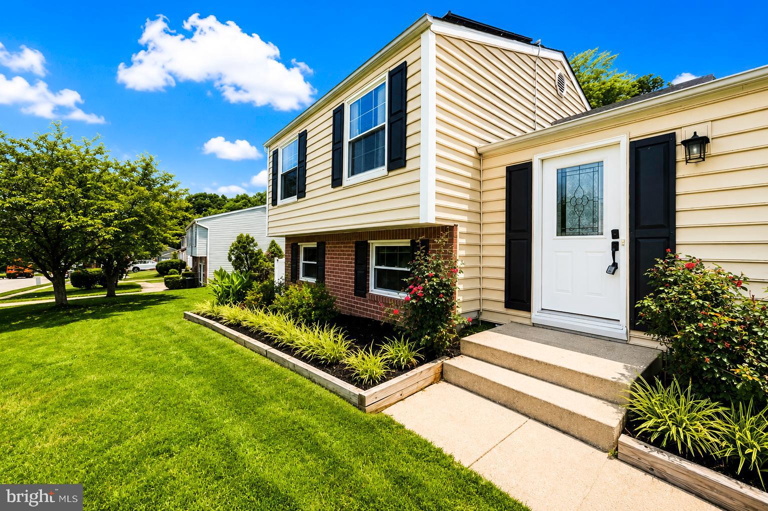 1414 KING WILLIAM DRIVE