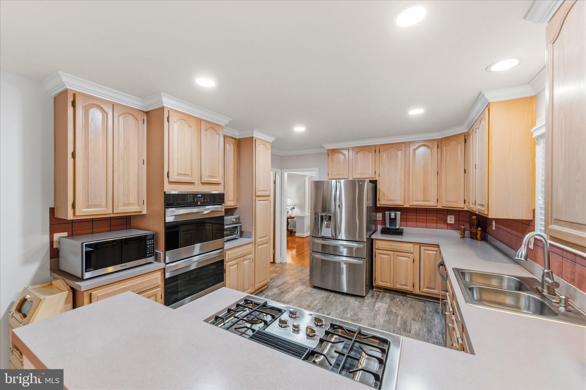 ASHBURN VILLAGE - Residential