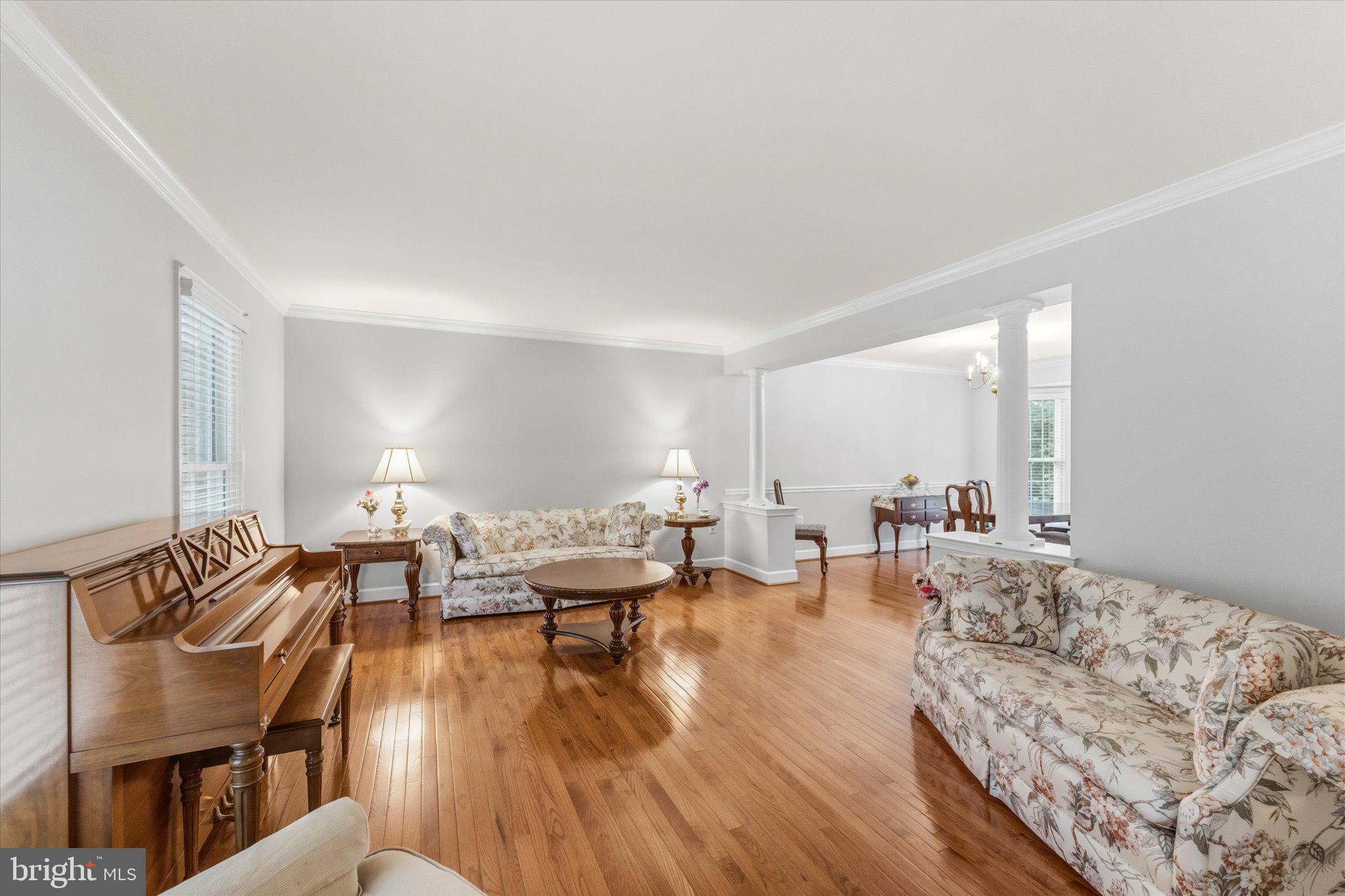 ASHBURN VILLAGE - Residential