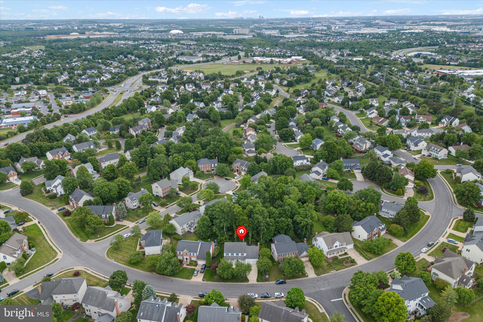 ASHBURN VILLAGE - Residential