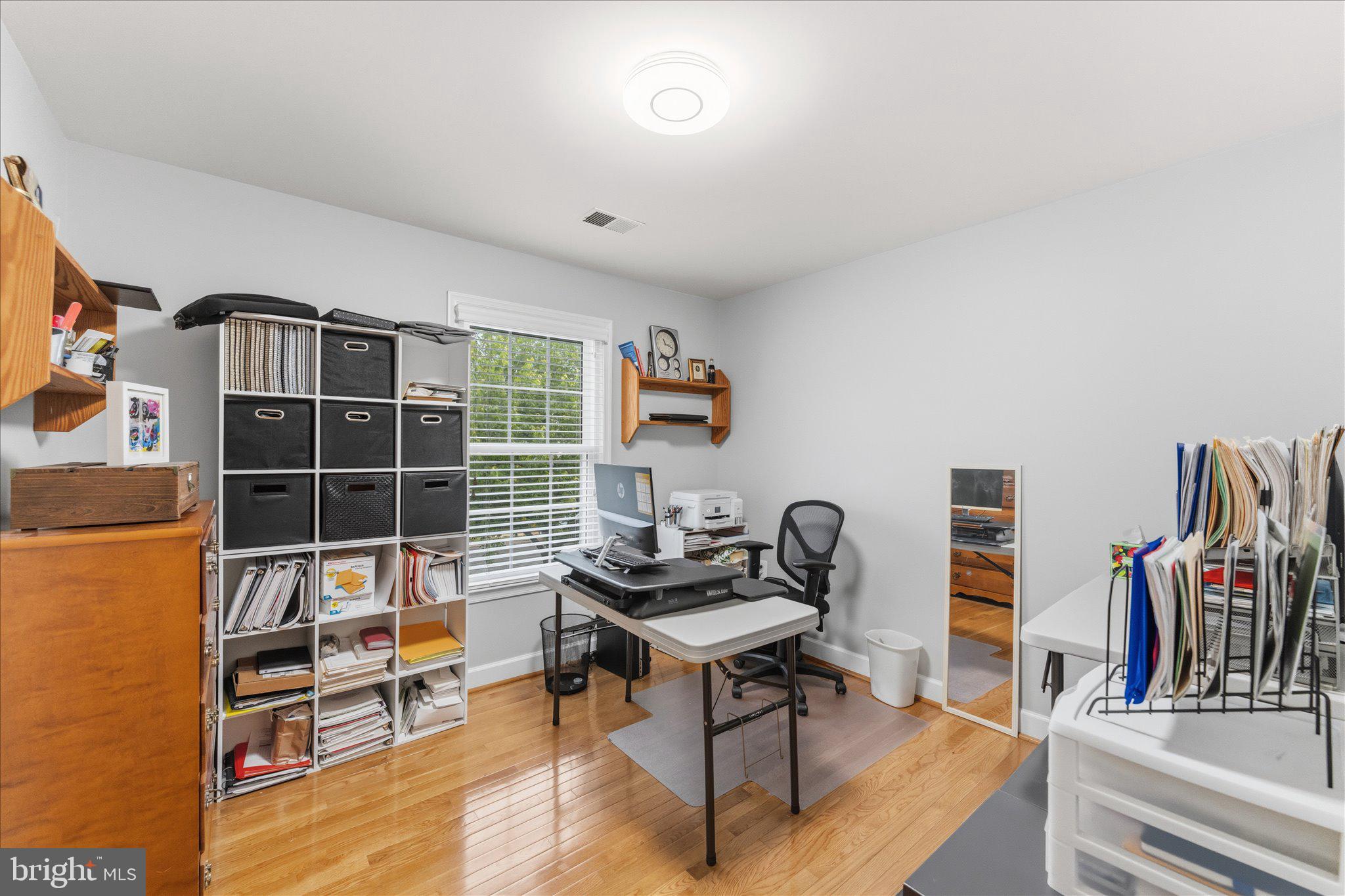 ASHBURN VILLAGE - Residential