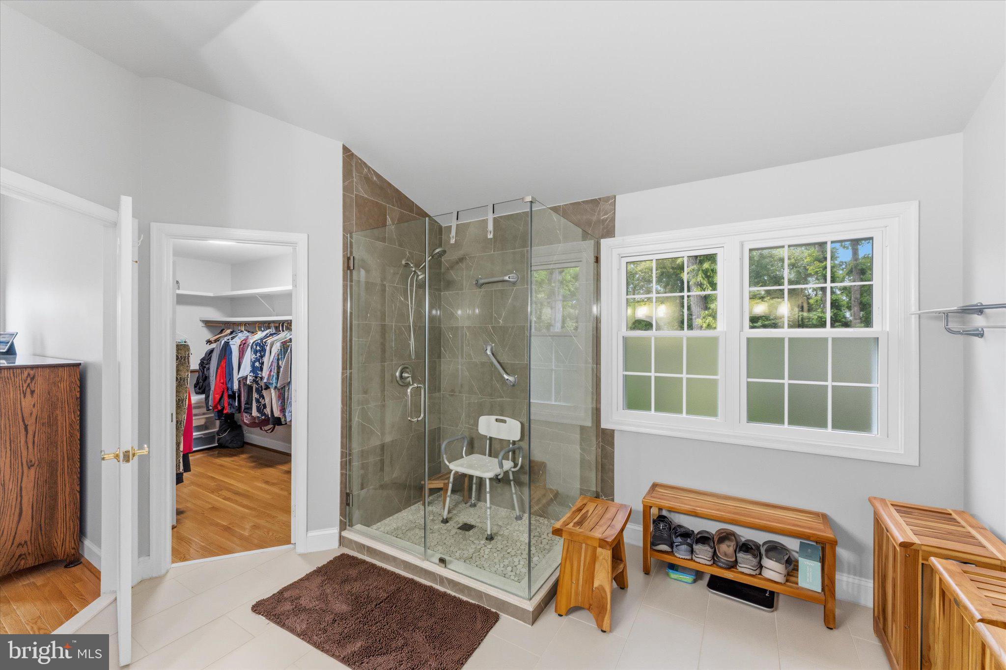 ASHBURN VILLAGE - Residential