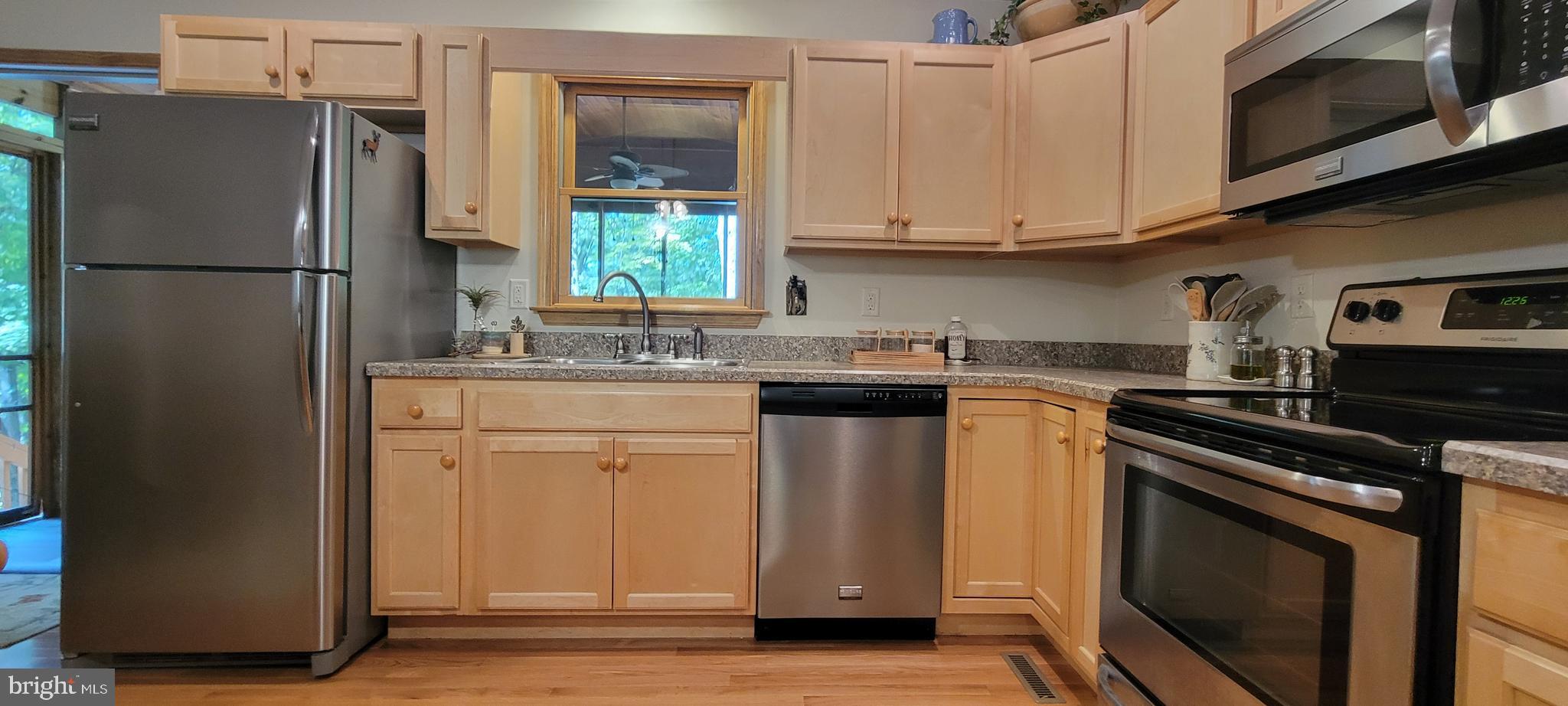 OAK FOREST - Residential