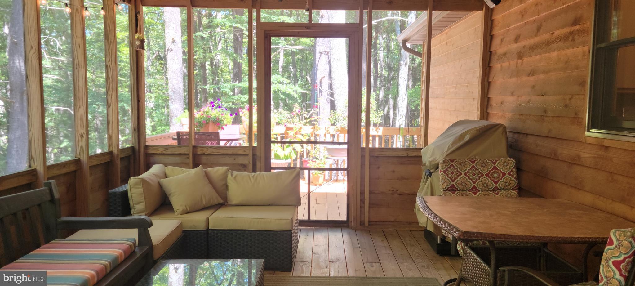 OAK FOREST - Residential