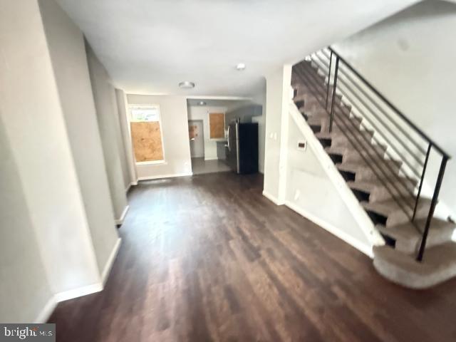 2248 E MONMOUTH STREET