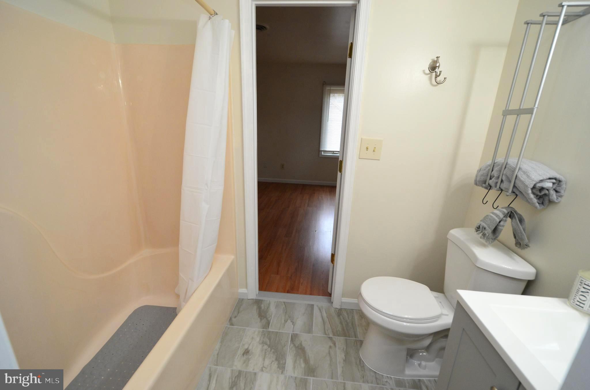 CAPE ANNE - Residential Lease