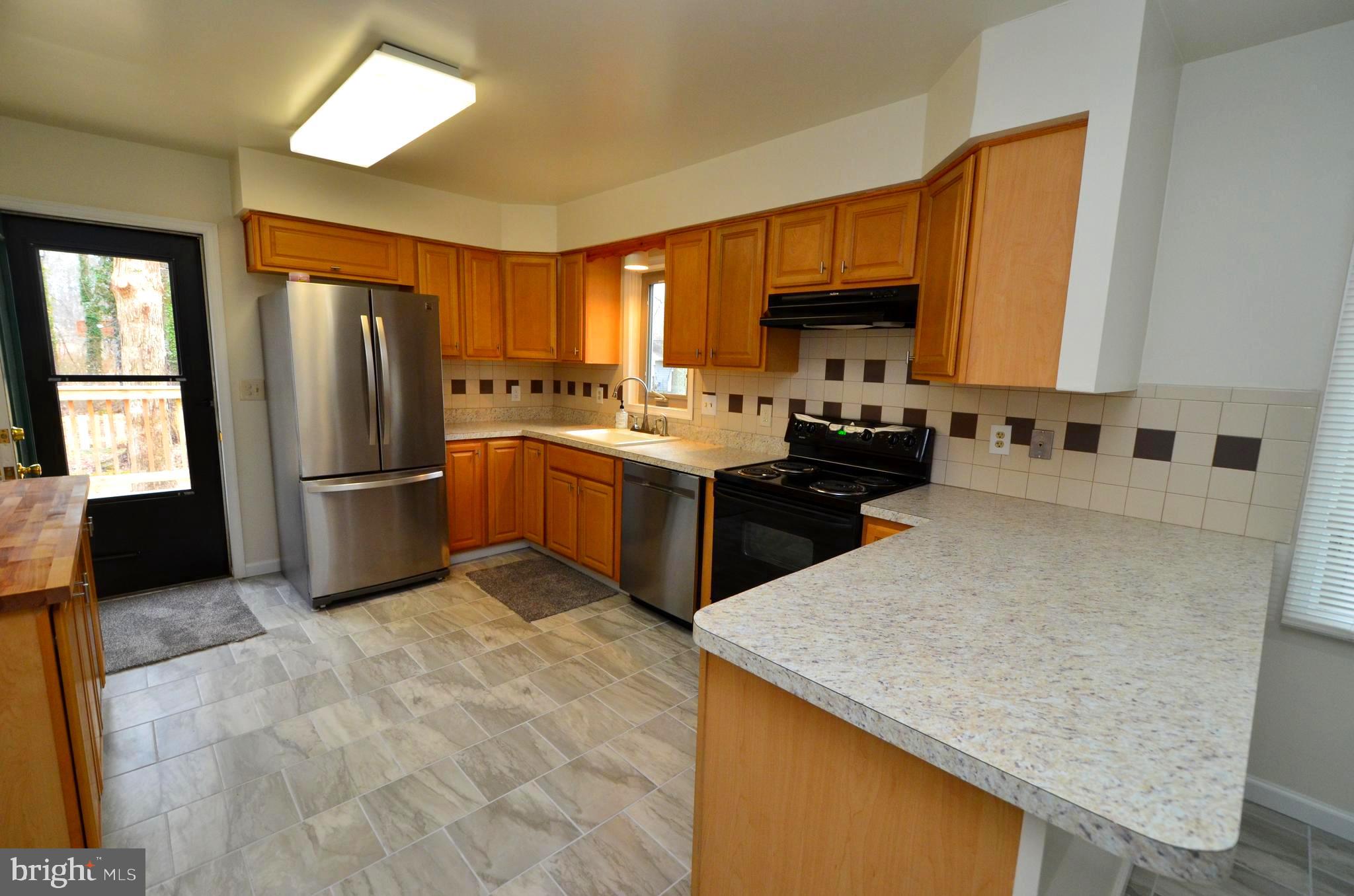 CAPE ANNE - Residential Lease