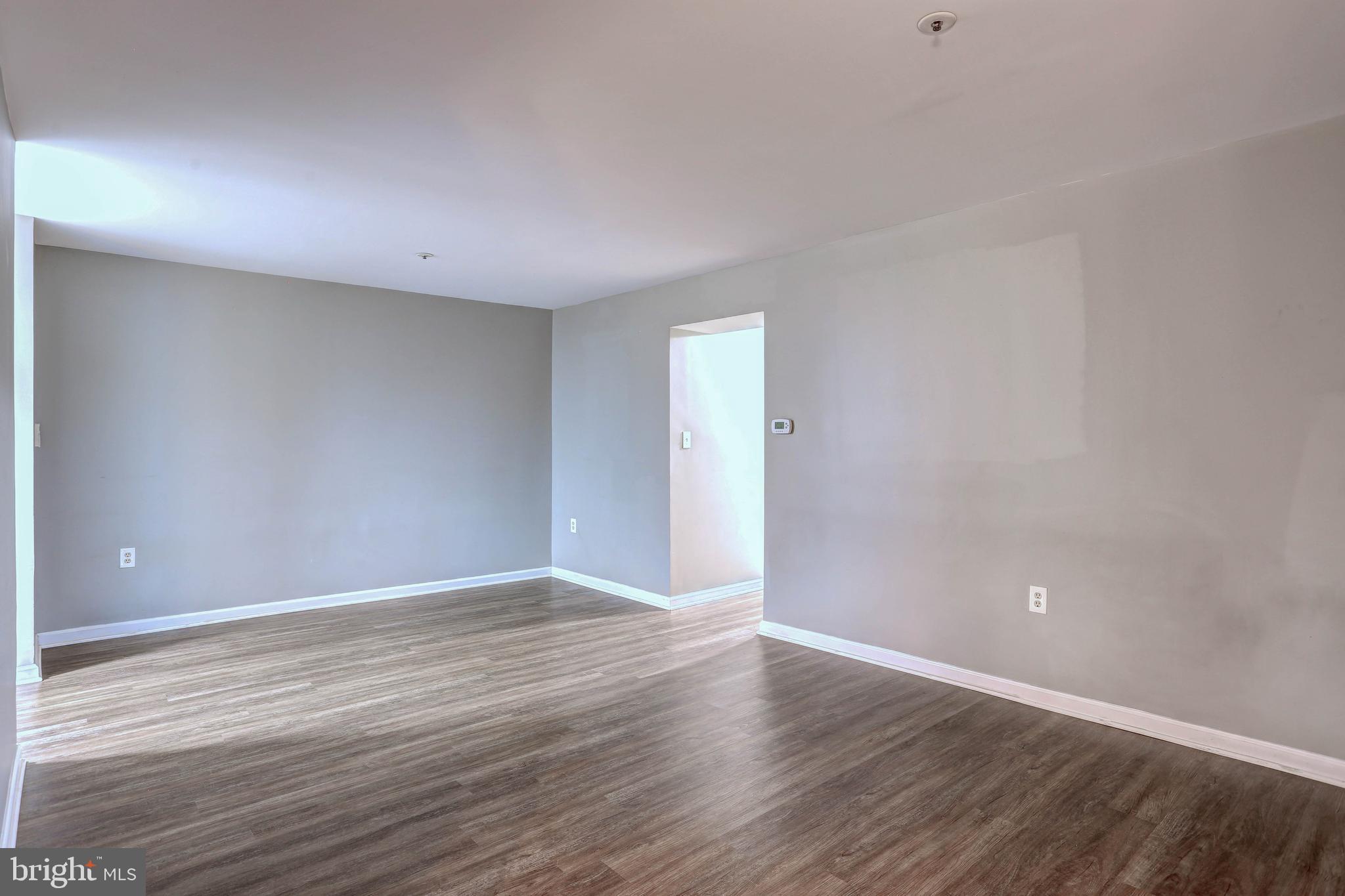 VILLAGE OF MONTGOMERY RUN - Residential