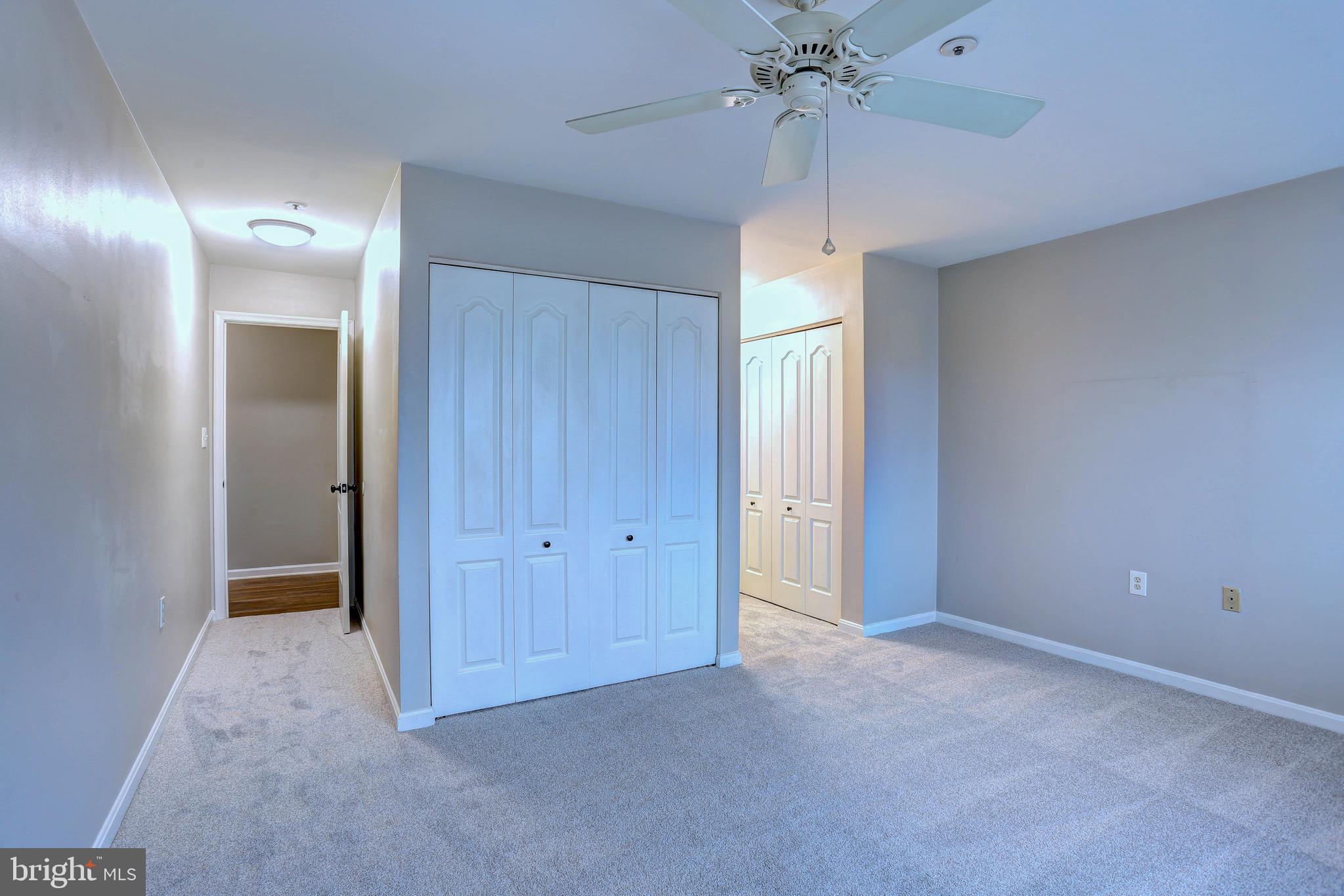 VILLAGE OF MONTGOMERY RUN - Residential