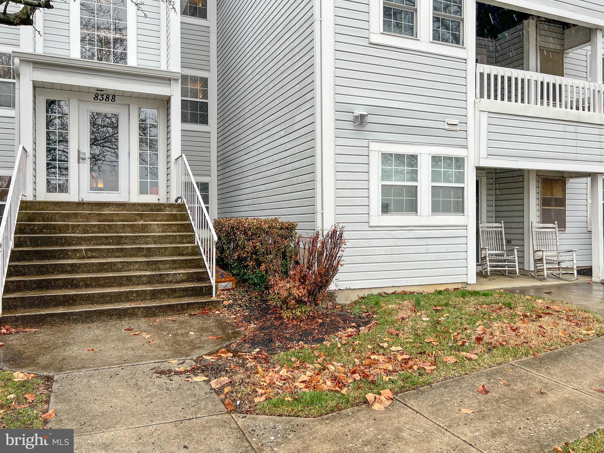 VILLAGE OF MONTGOMERY RUN - Residential