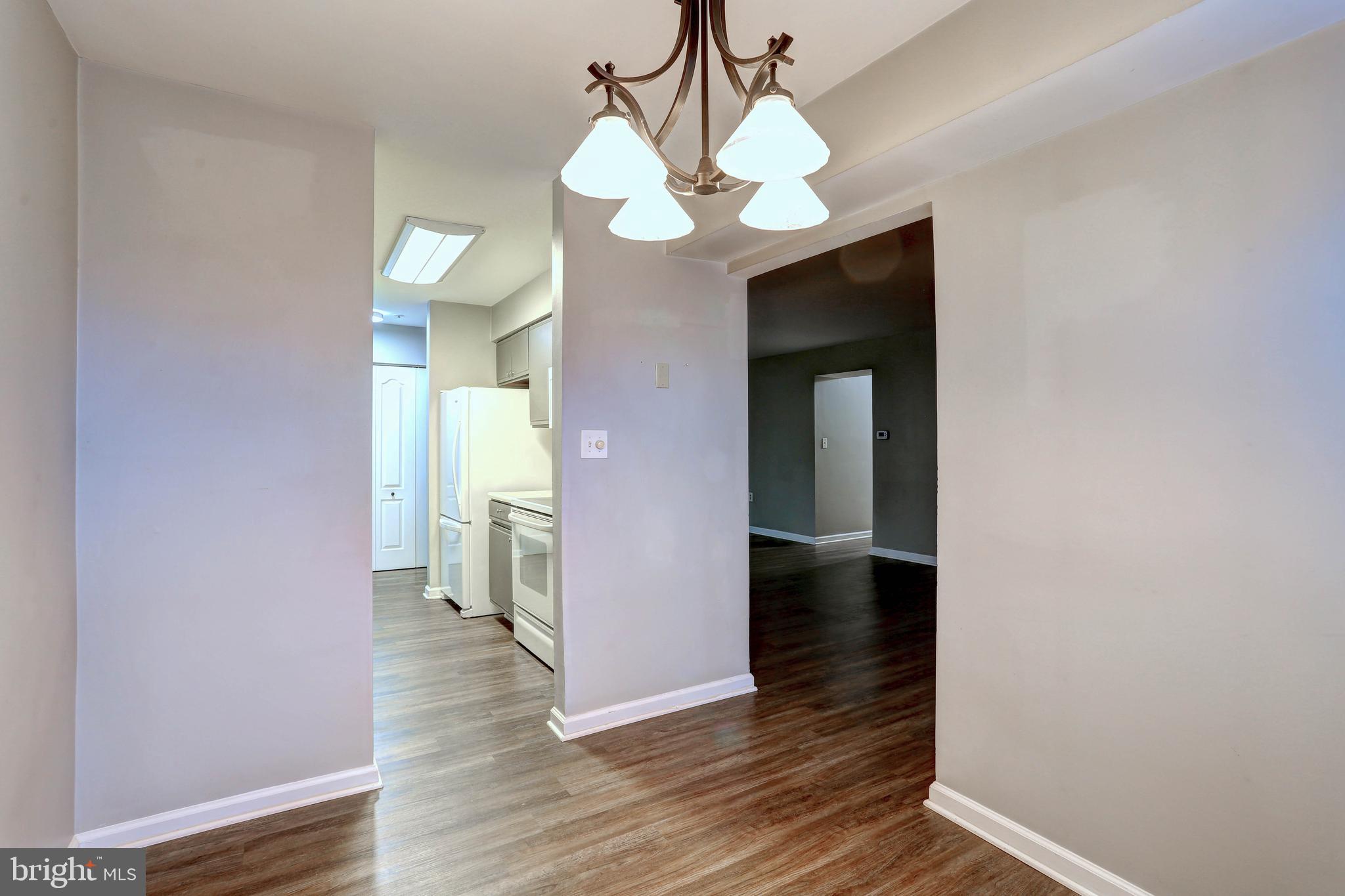 VILLAGE OF MONTGOMERY RUN - Residential