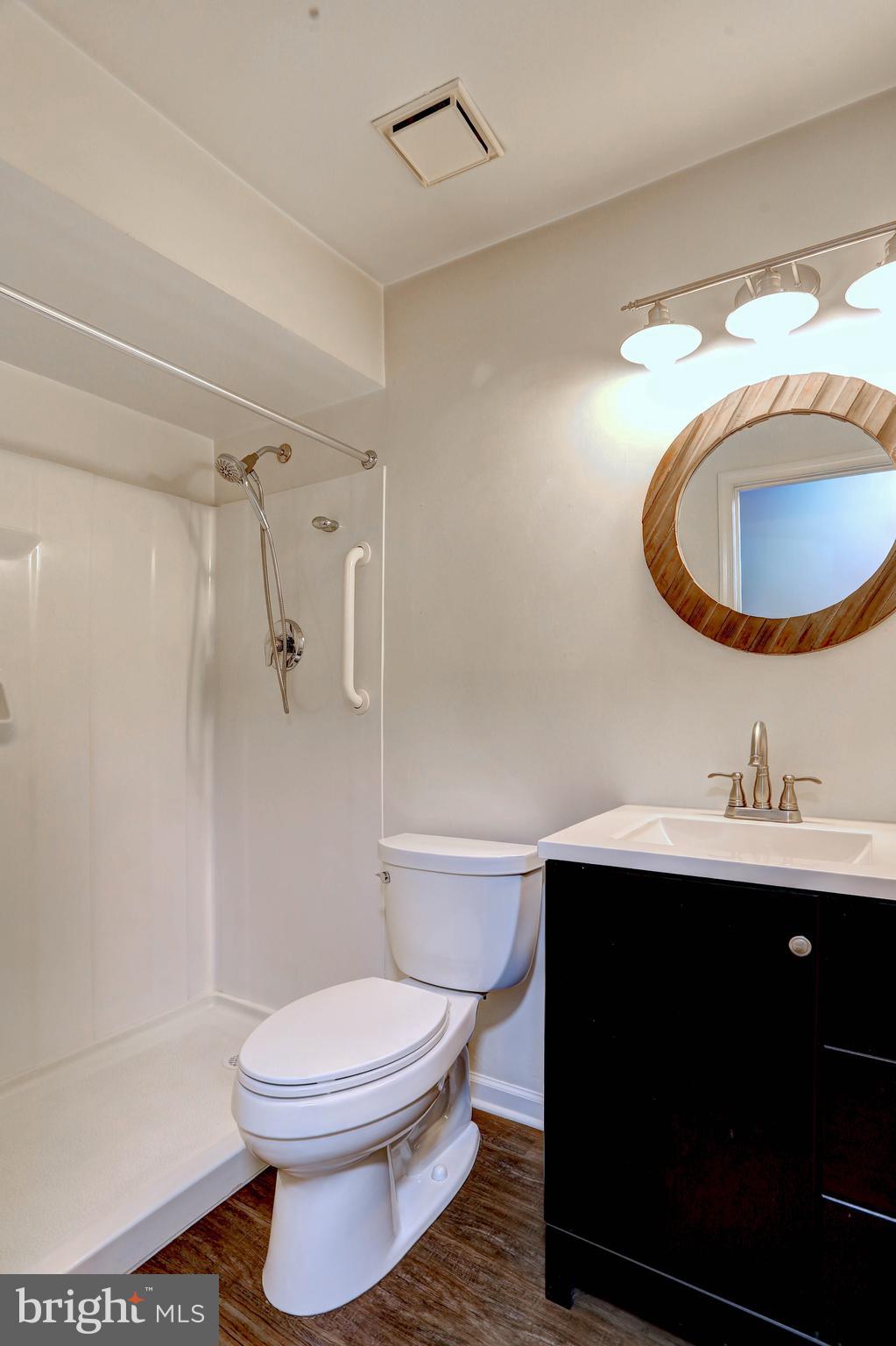 VILLAGE OF MONTGOMERY RUN - Residential