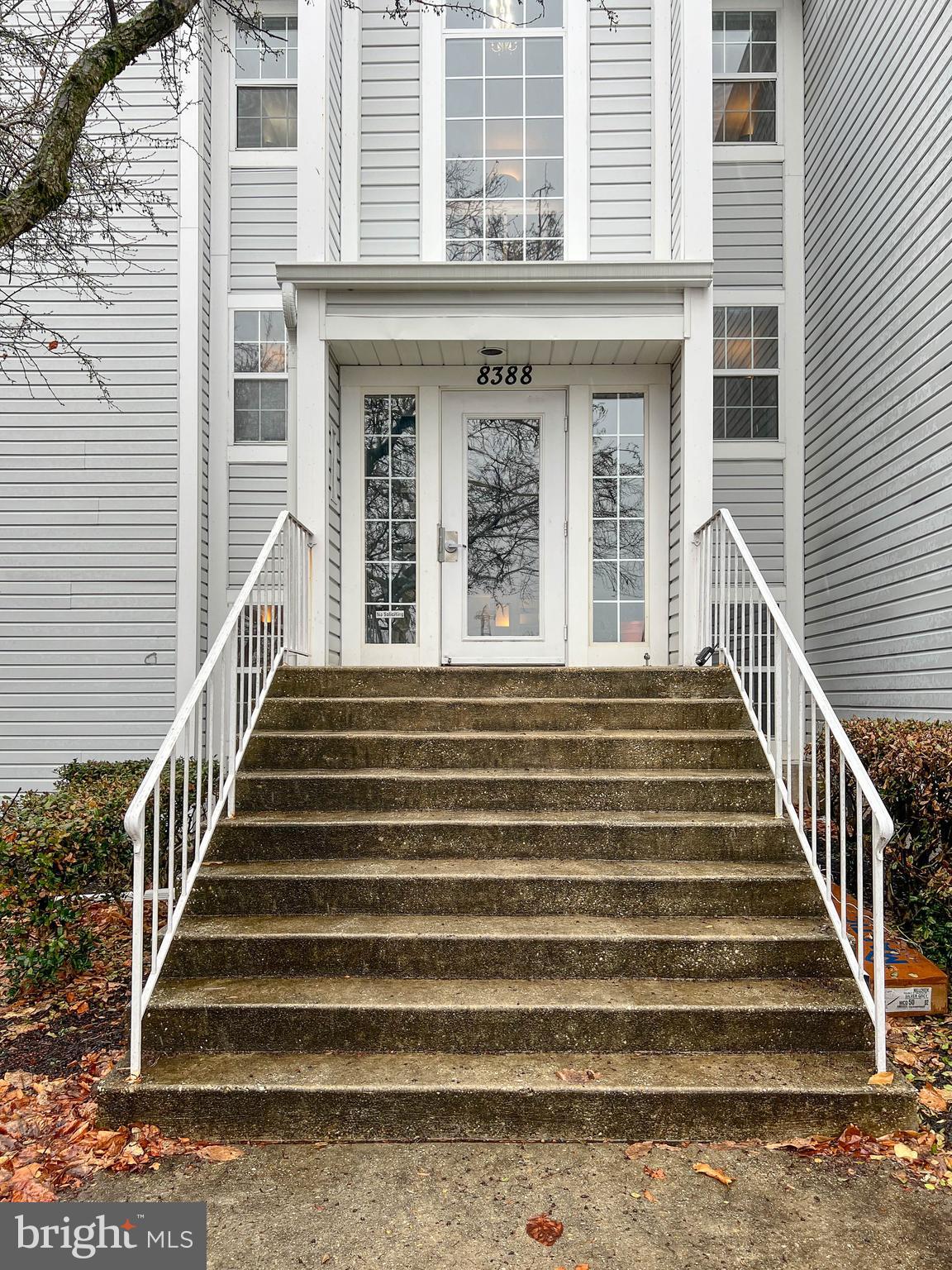 VILLAGE OF MONTGOMERY RUN - Residential