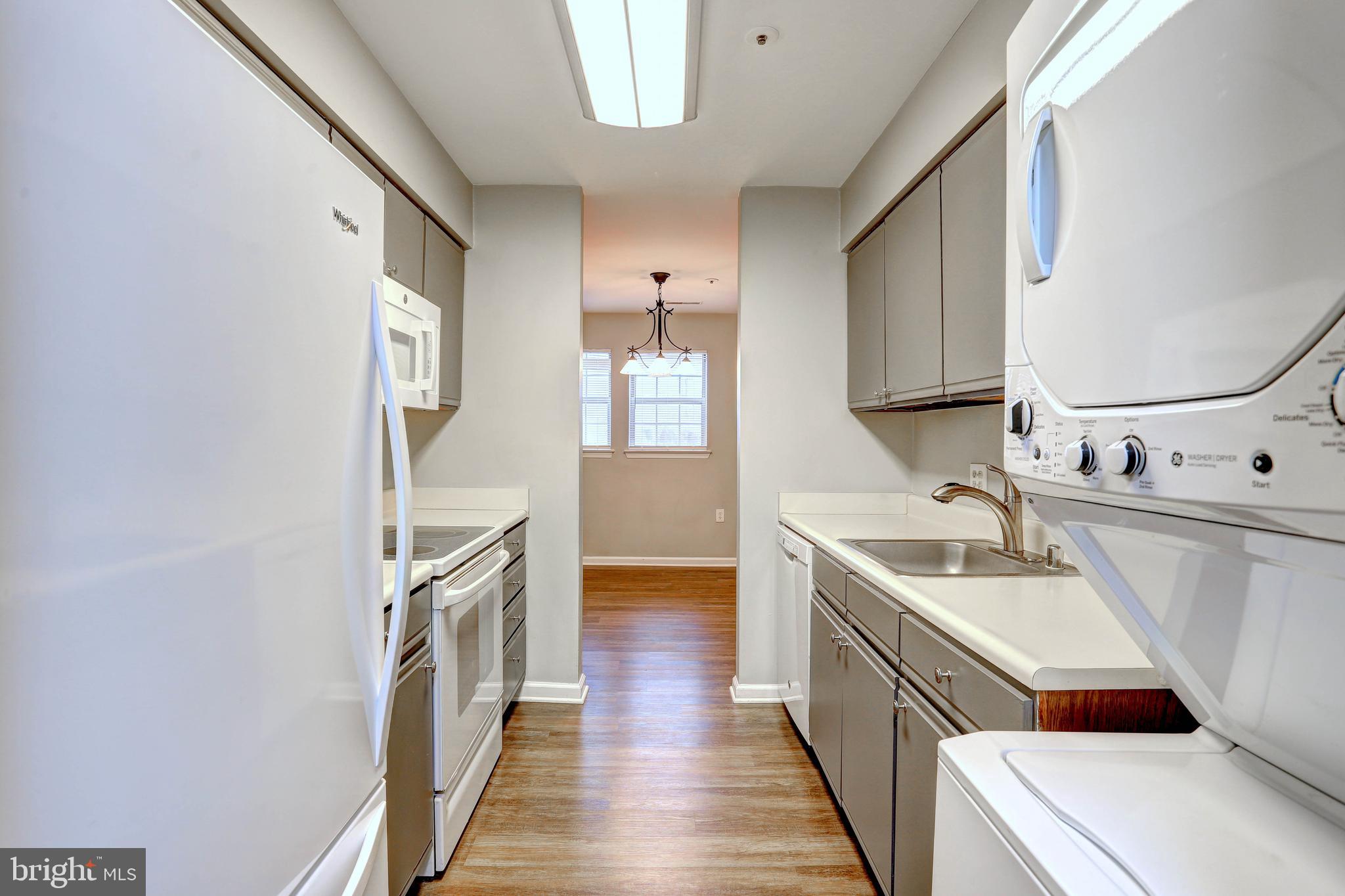 VILLAGE OF MONTGOMERY RUN - Residential