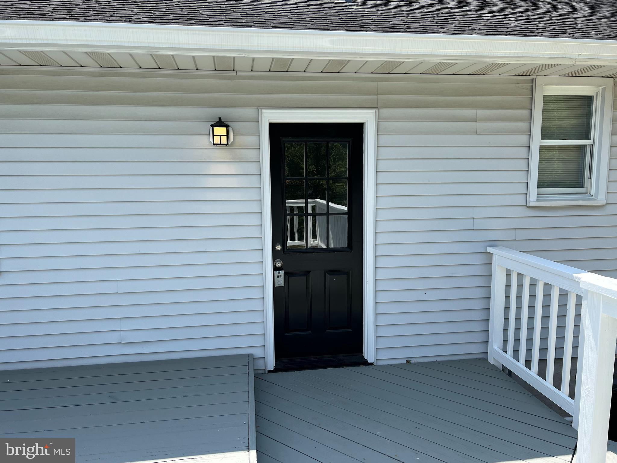 MONTEVIDEO COURT - Residential Lease