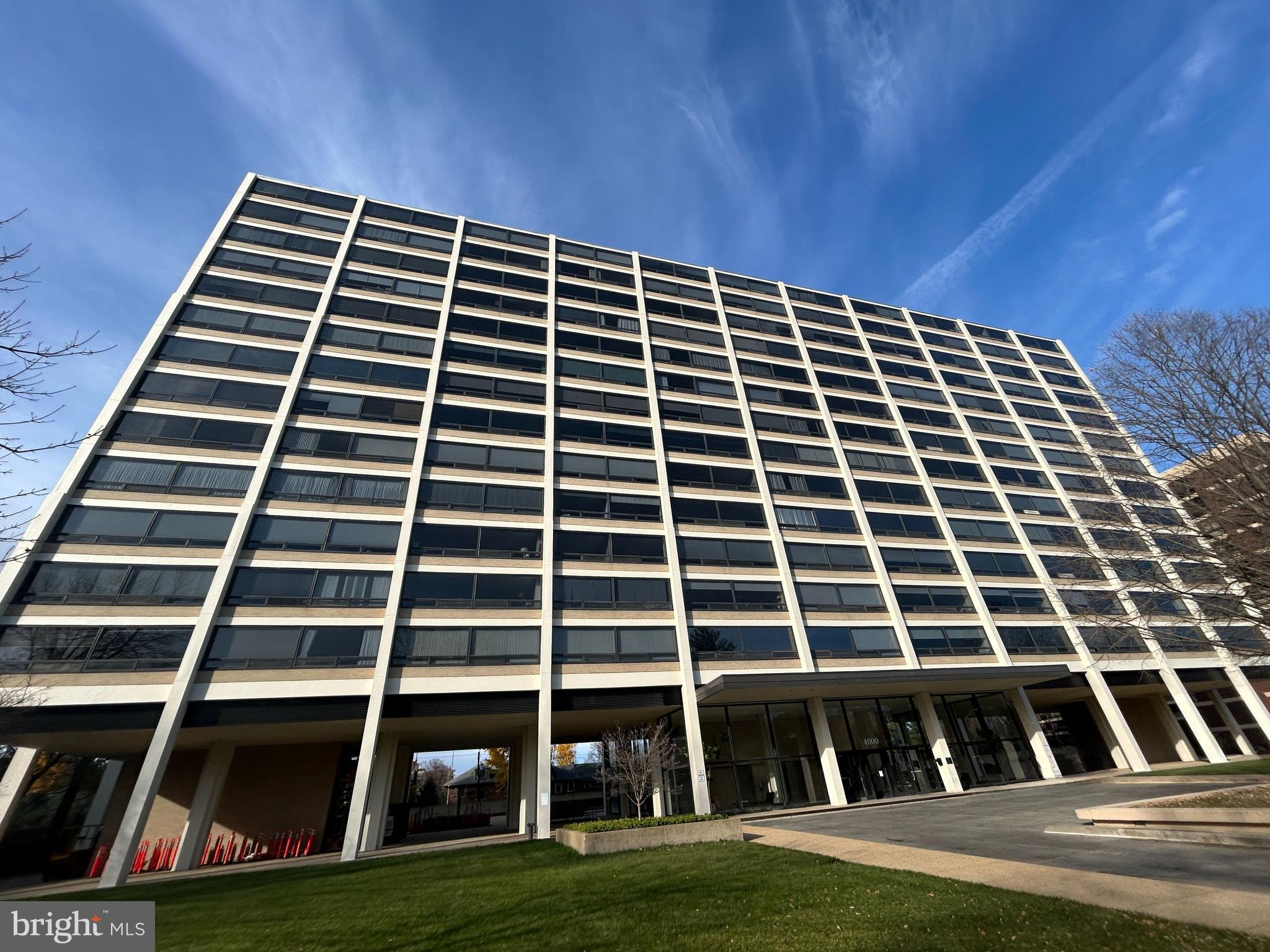 HIGHFIELD HOUSE CONDOMINIUM - Residential