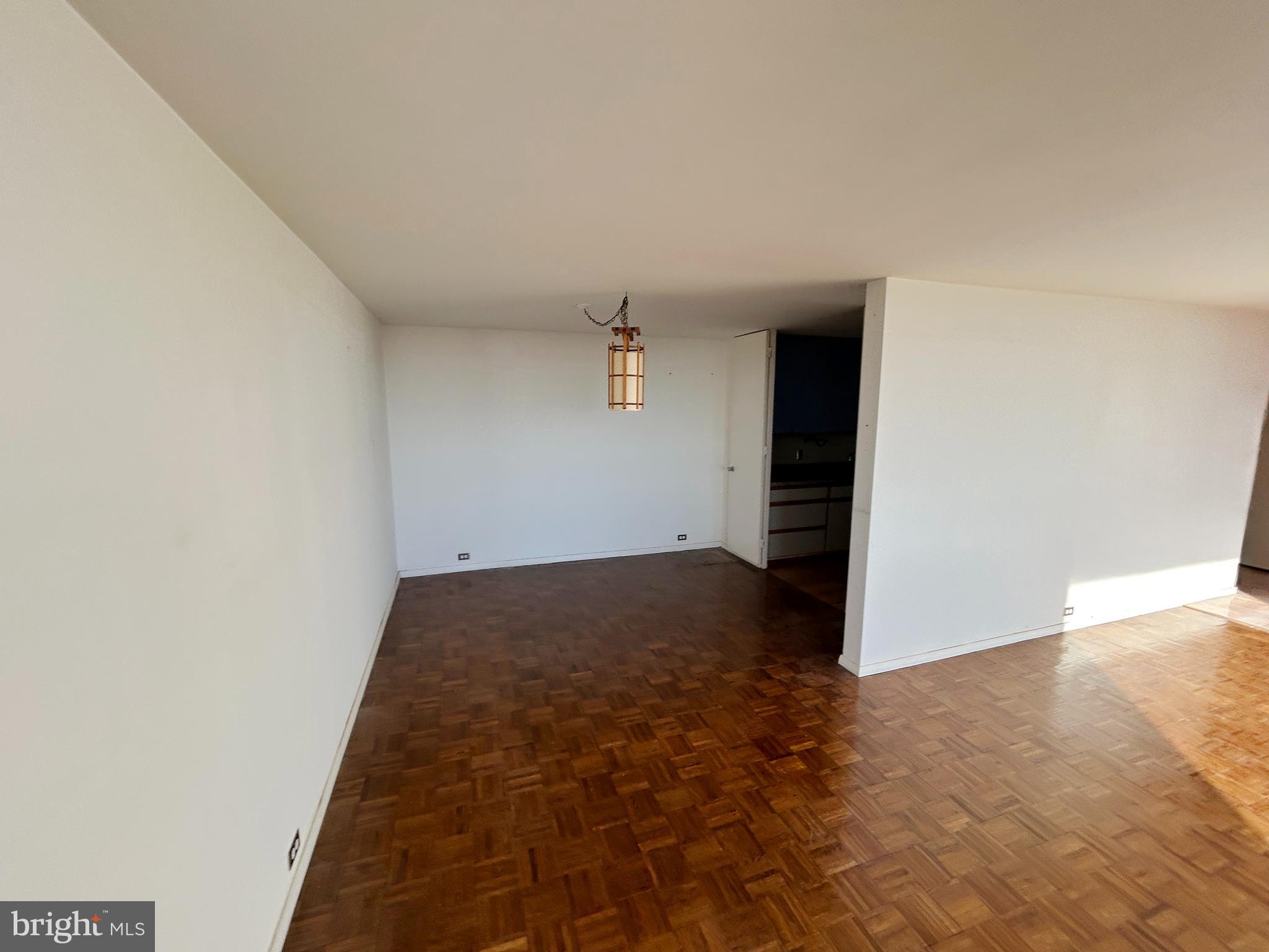 HIGHFIELD HOUSE CONDOMINIUM - Residential