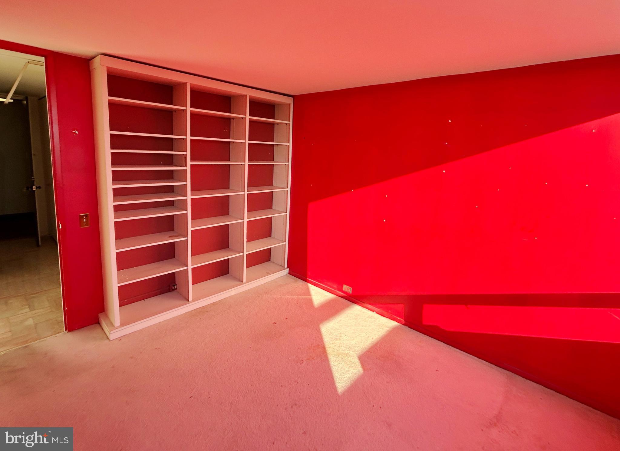 HIGHFIELD HOUSE CONDOMINIUM - Residential