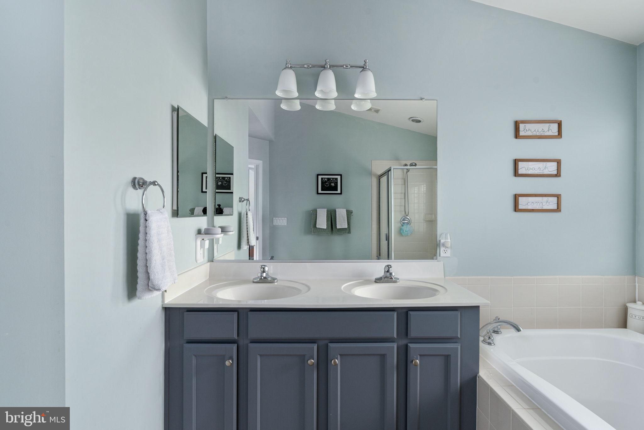 PORT POTOMAC - Residential