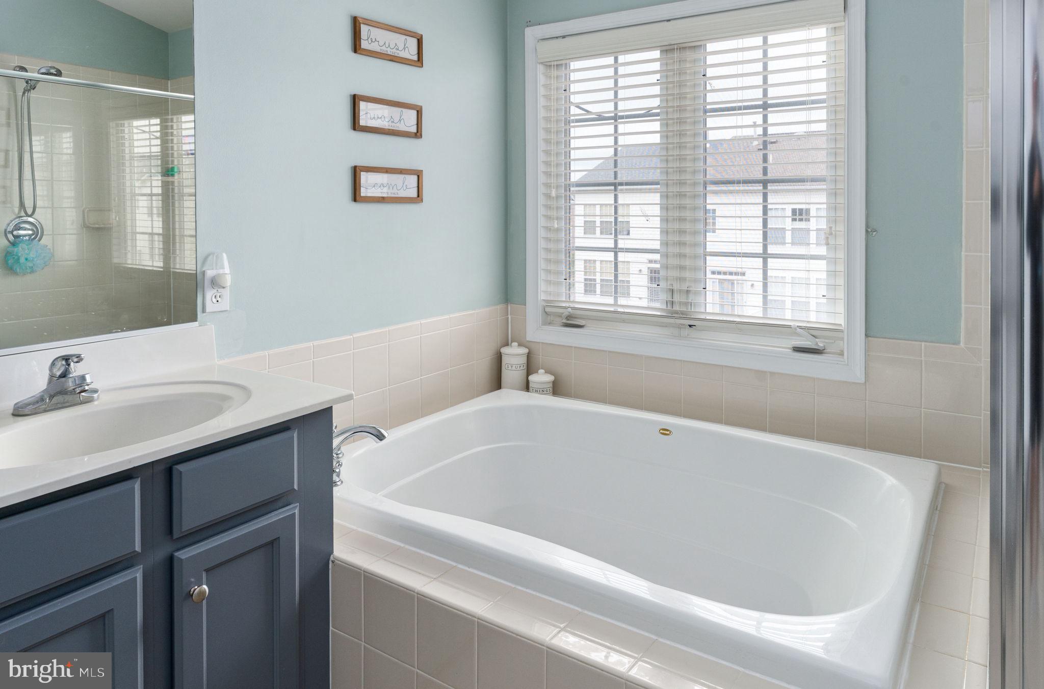 PORT POTOMAC - Residential