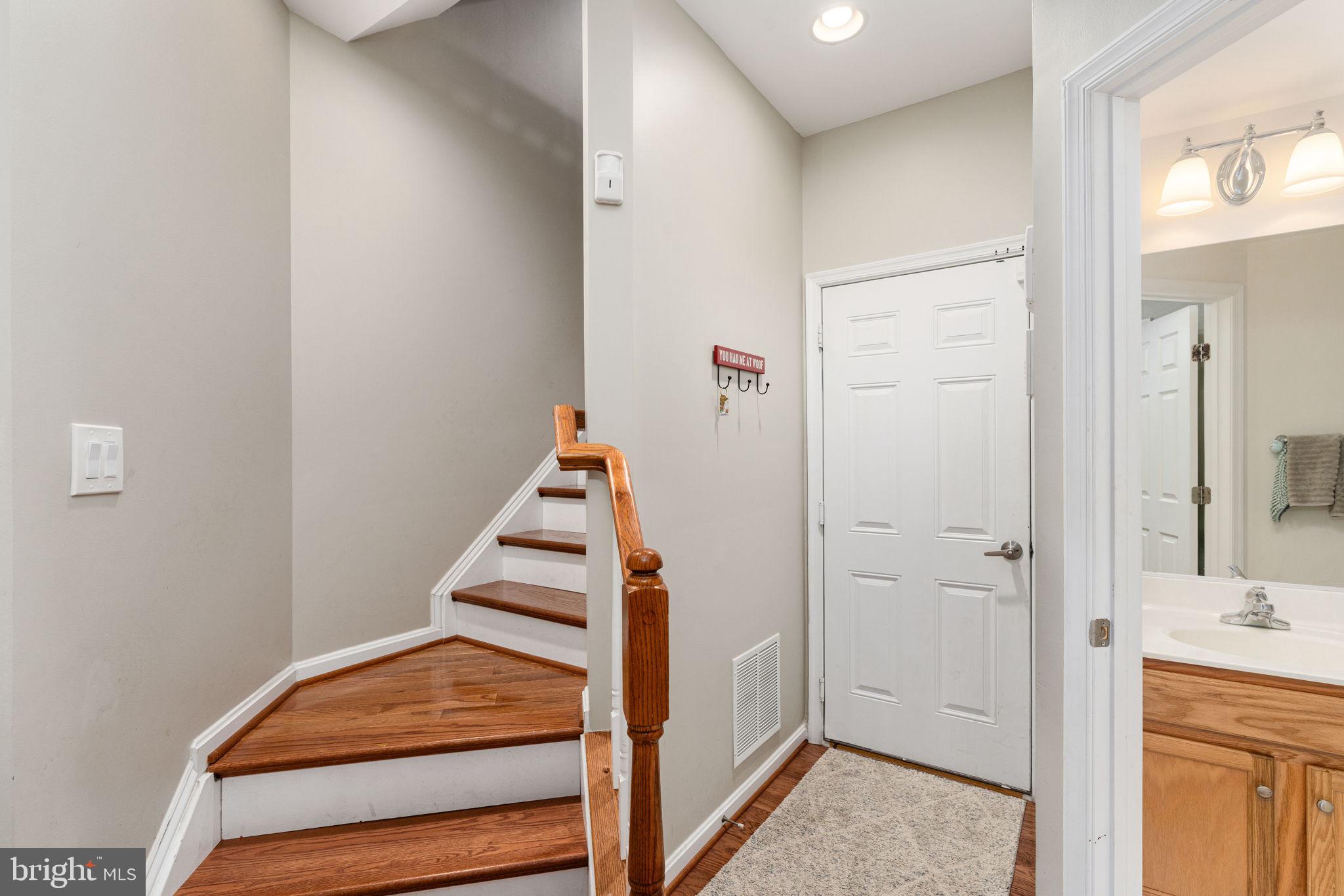 PORT POTOMAC - Residential