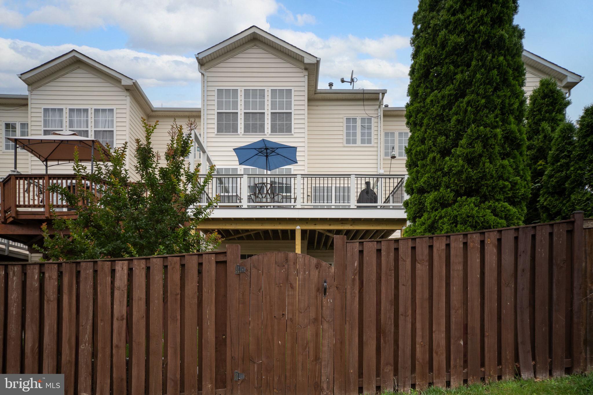 PORT POTOMAC - Residential