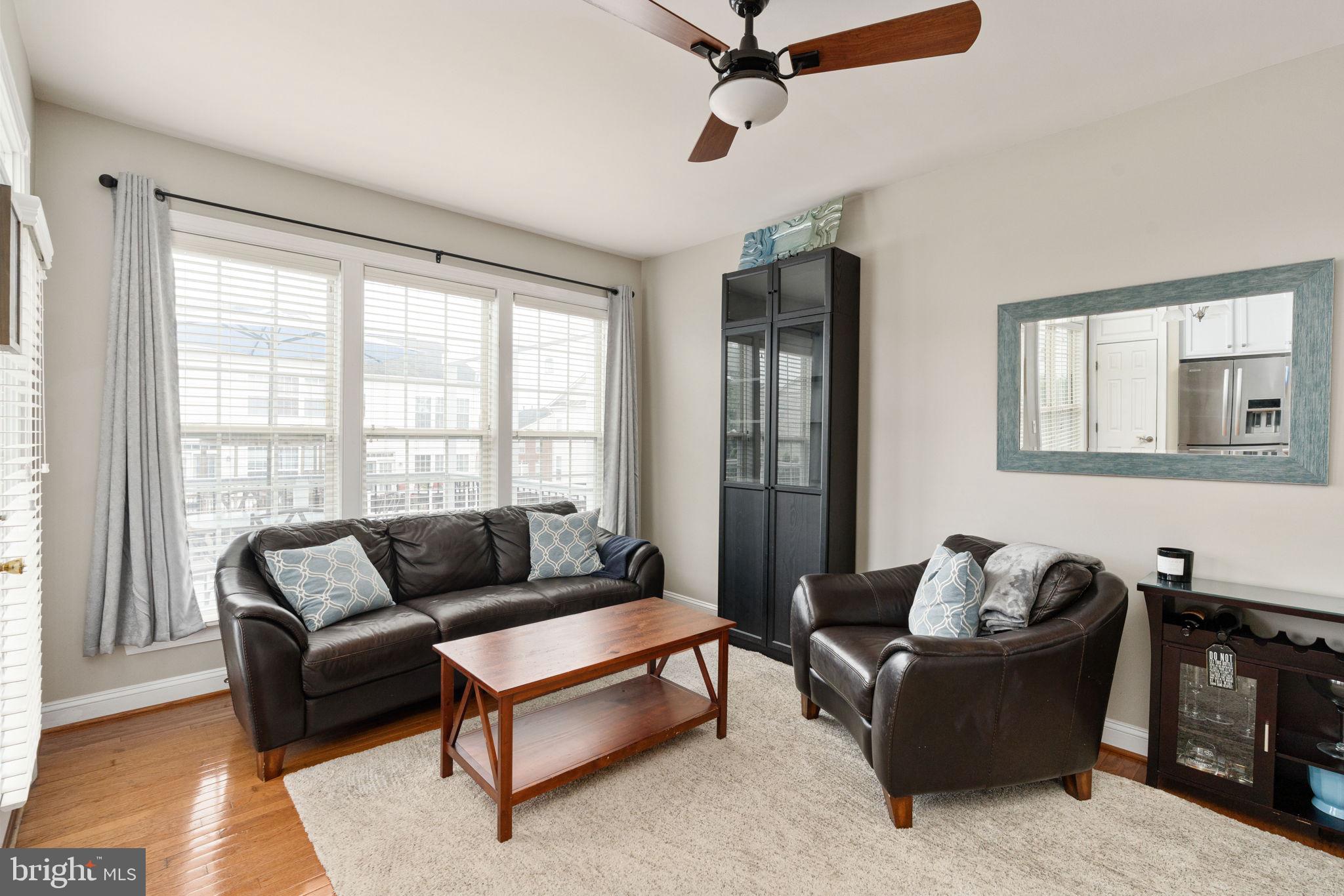 PORT POTOMAC - Residential