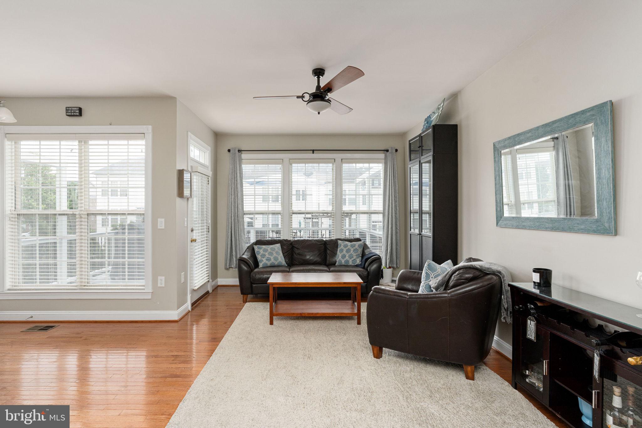 PORT POTOMAC - Residential