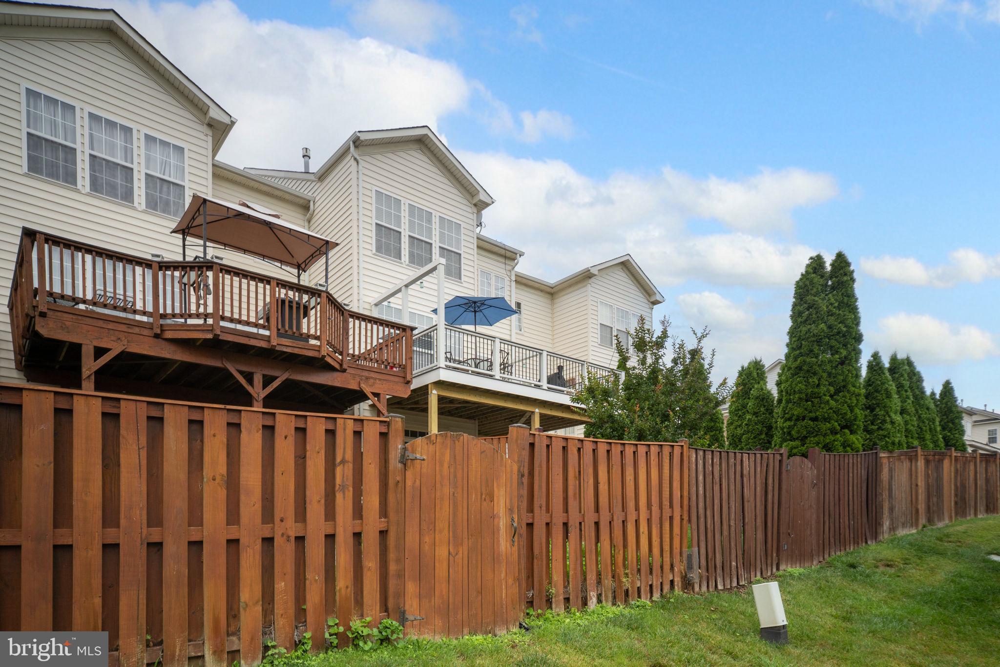 PORT POTOMAC - Residential