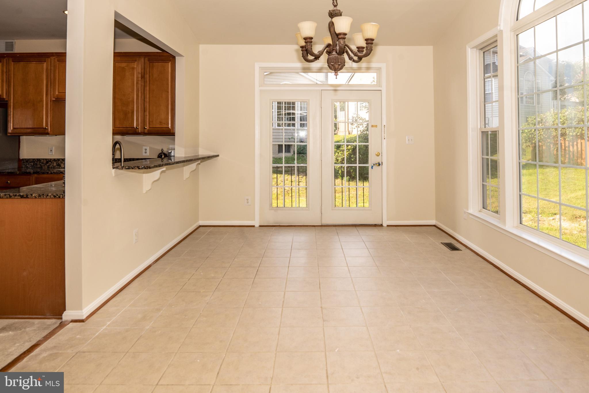 ACCOTINK BLUFF ESTATES - Residential Lease