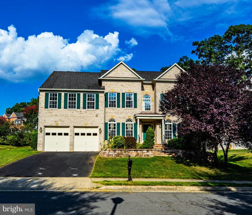 PRICE REDUCED!!!Freshly painted, luxury single family home over 5000 square feet located within minutes drive to shops, restaurants, I495, I95, Springfield/Franconia Metro, newly installed carpet, gourmet kitchen completes with beautiful granite counter tops, stainless steel appliances, washer/dryer, main floor includes an enormous sun room, 2 story level cathedral ceiling family room with gas fire place, full bathroom adjoining the study perfect to be used as guest bedroom, crown molding in both formal dining room and living room, upper levels features 3 large bedrooms with 2 full bathrooms. the master bedroom with high vaulted ceiling, luxurious master bathroom includes stand-alone shower, a large soaking tub big enough for 2, separate vanities caters to his and her make over needs, walk-in closet. Gorgeous marble with art in-lay in the basement recreational areas and full bathroom. 2 additional bedrooms. $45 nonrefundable rental application fee per adult. Maximum 2 unrelated adults allowed. Please wear shoe covers. call for showing appointments. Also listed for sale   VAFX1083514